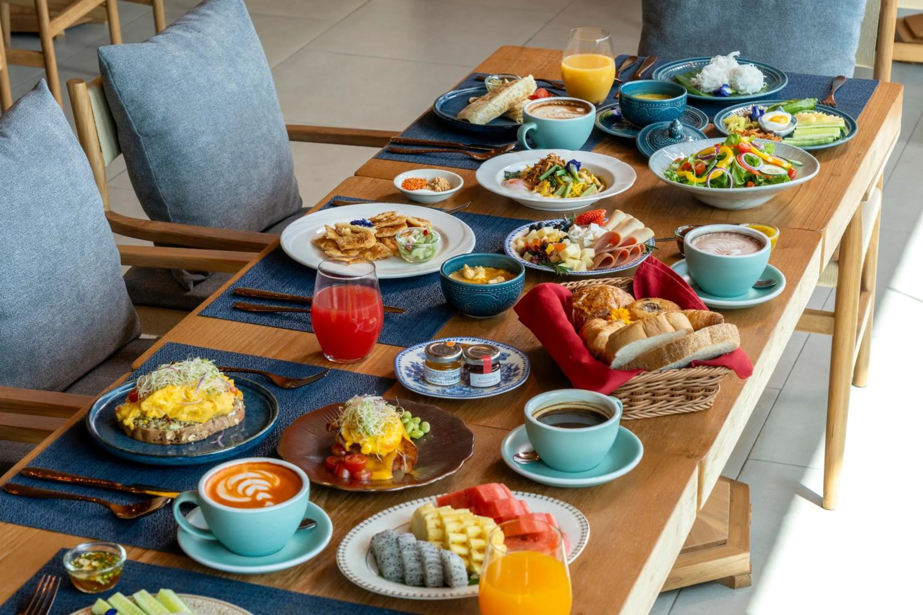 Food and drinks in Sametnangshe Boutique