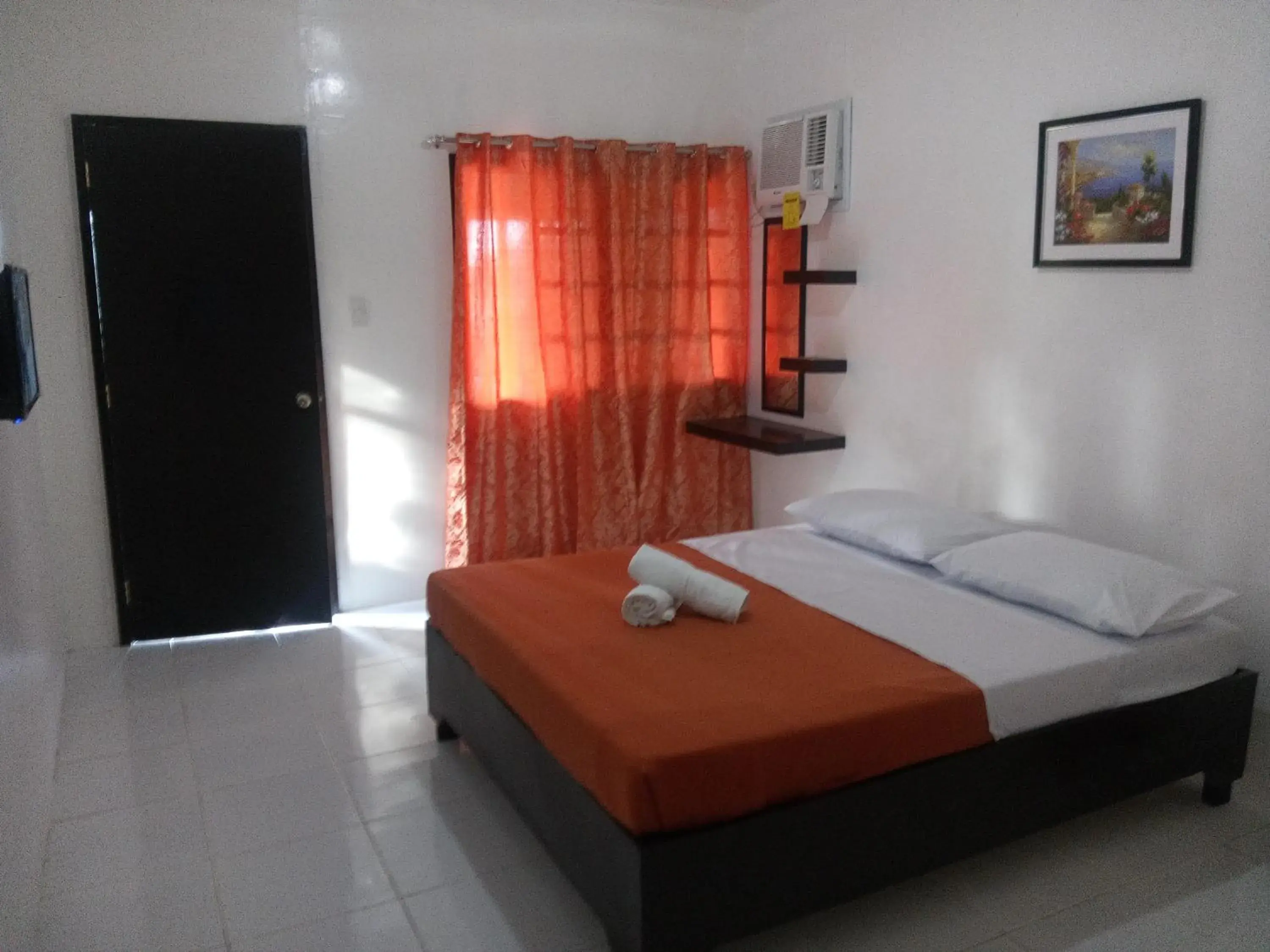 Double Room with Pool View in Dahilig Resort Double Room with Pool View in Dahilig Resort