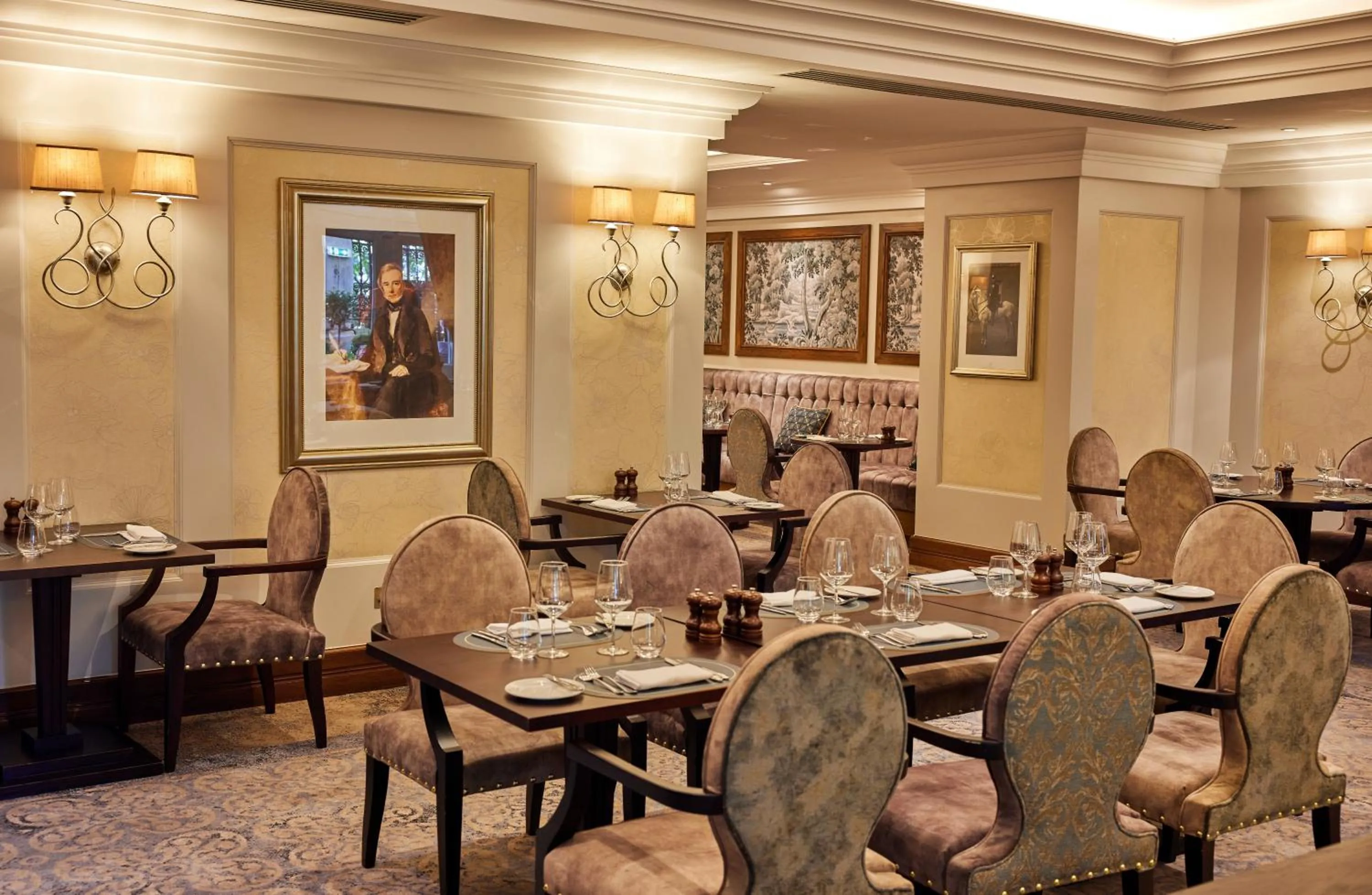 Restaurant/places to eat in The Royal Horseguards Hotel, London