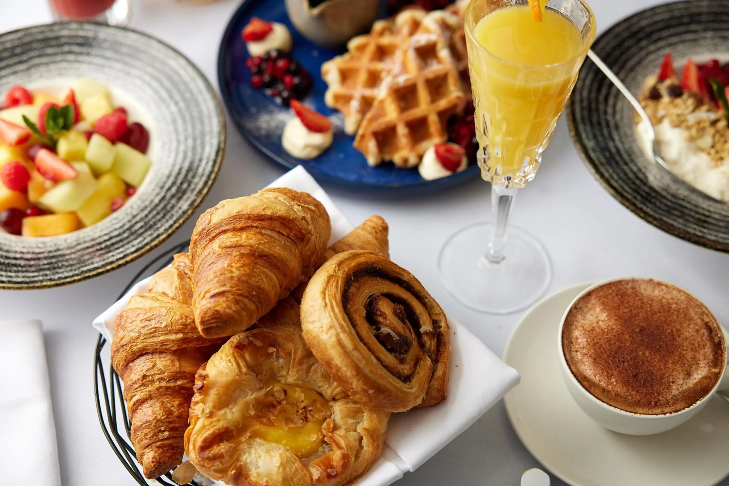 Food and drinks in The Royal Horseguards Hotel, London