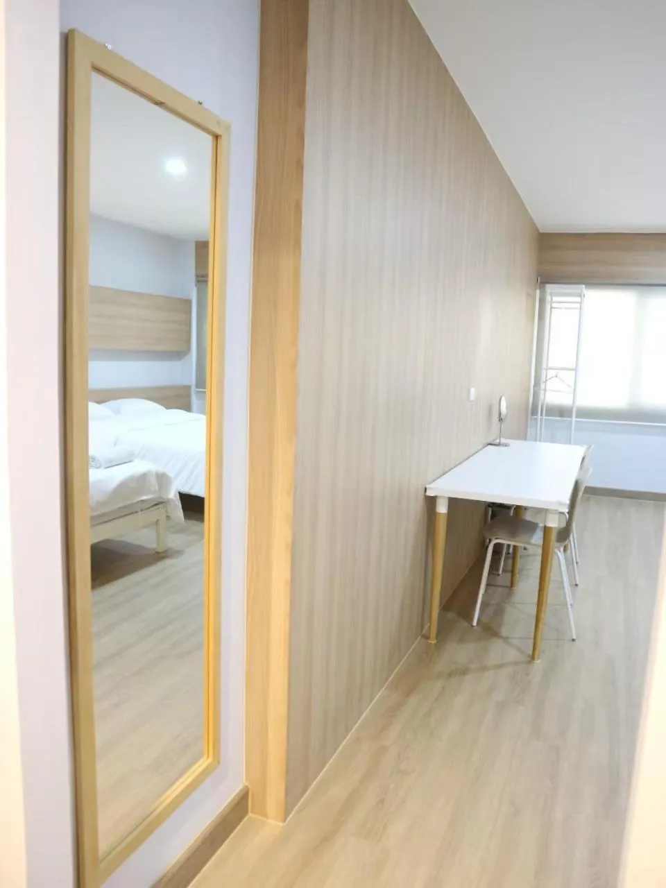 Bed in Boon Street Hostel