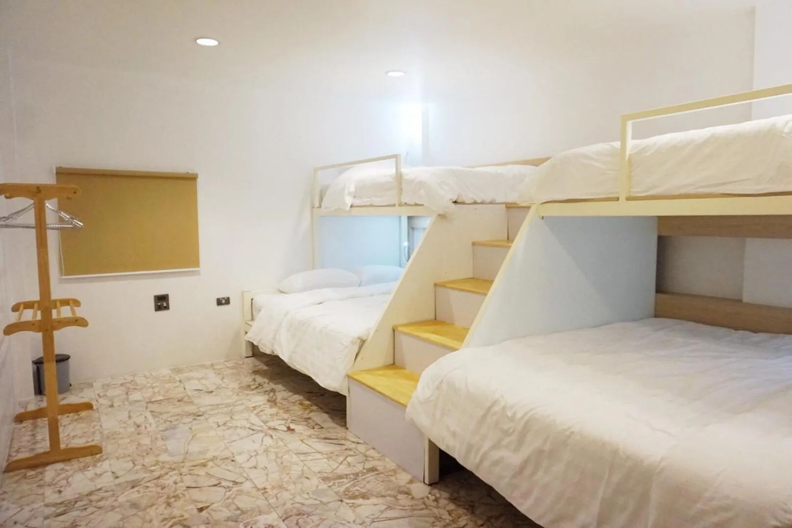 Bed in Boon Street Hostel