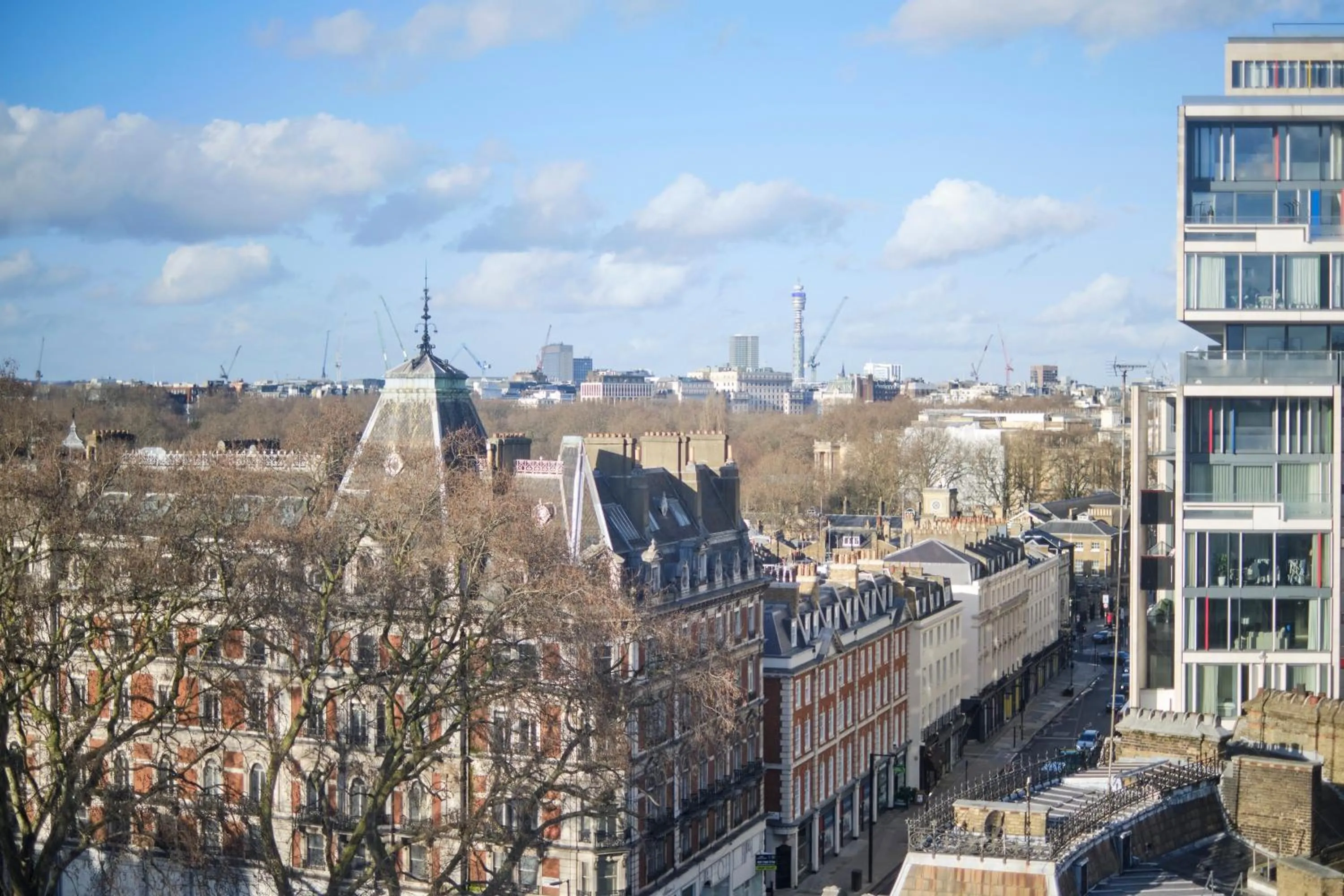 City view in The Clermont London, Victoria
