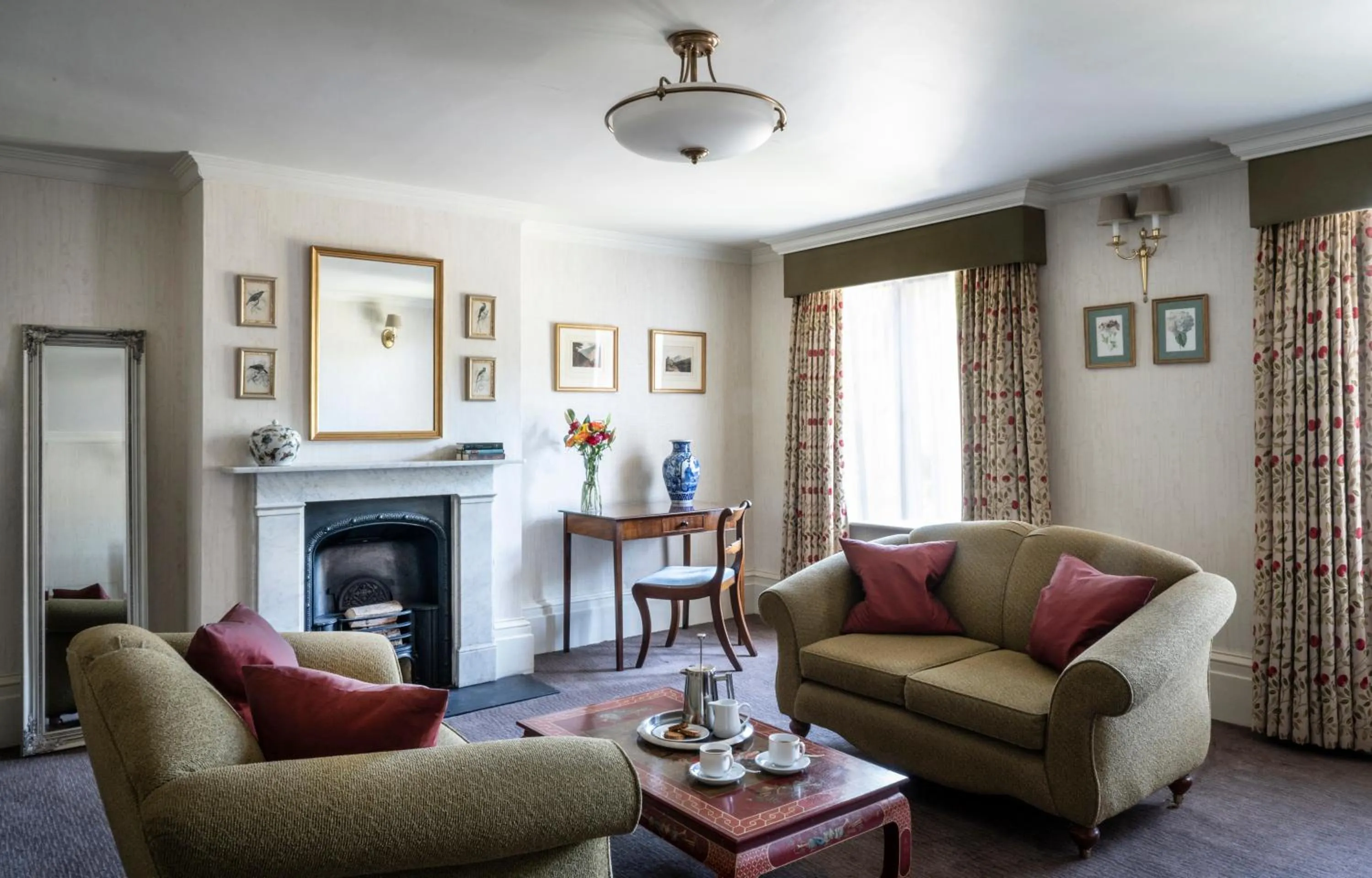 Seating area in Audleys Wood Hotel, Basingstoke