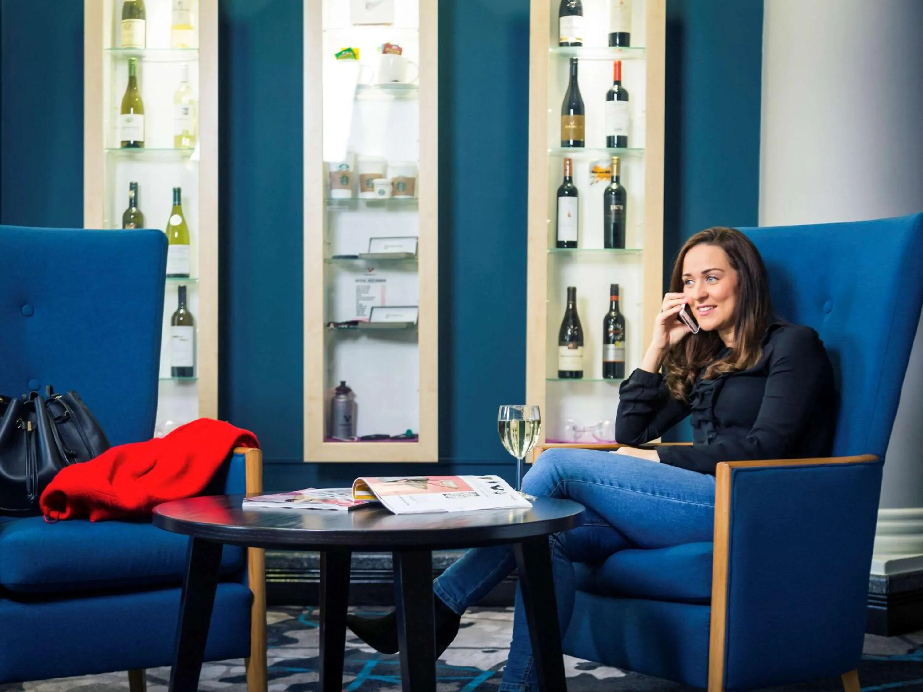 Lounge or bar in Mercure Dartford Brands Hatch Hotel & Spa