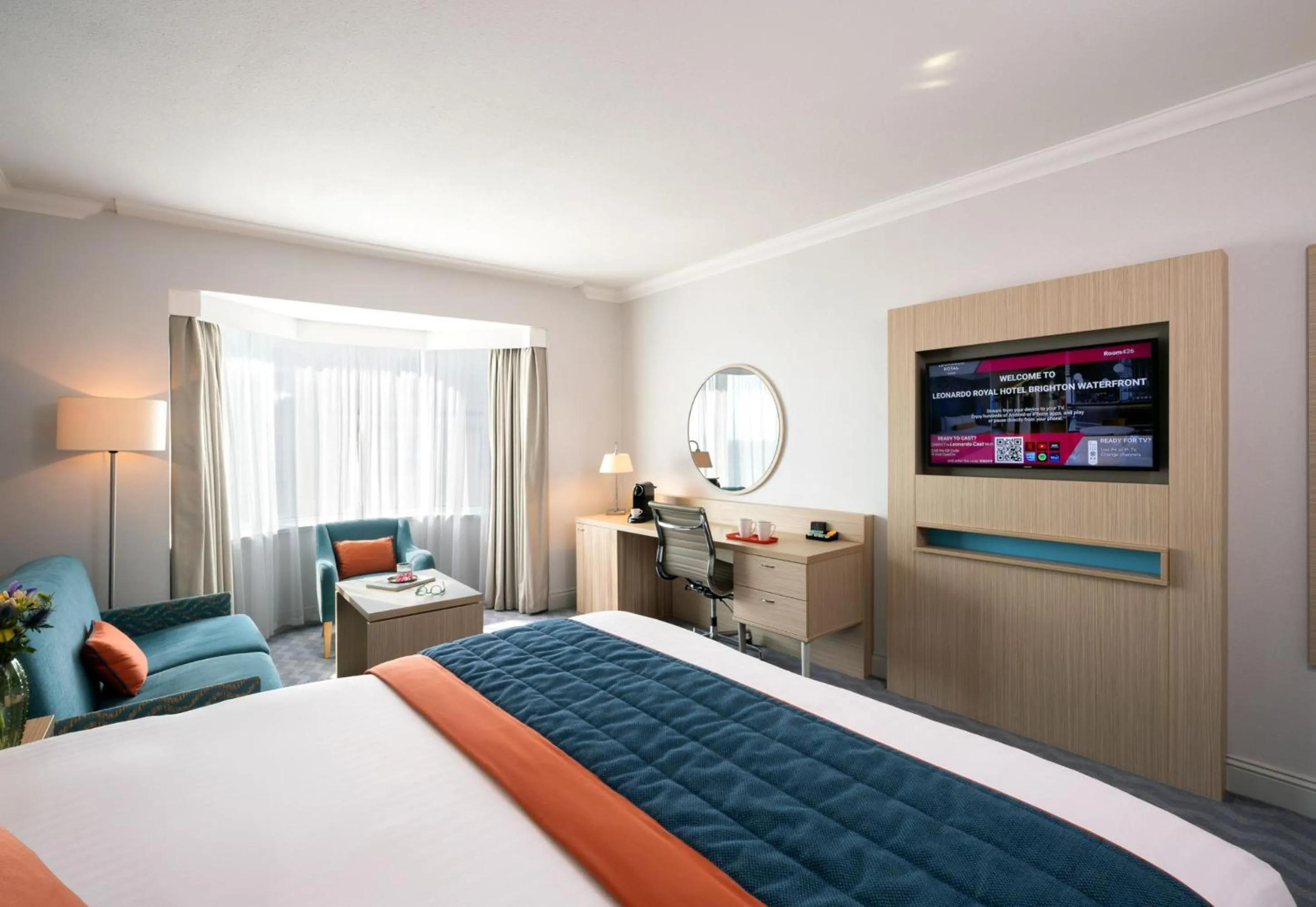 Bedroom, Bed in Leonardo Royal Hotel Brighton Waterfront