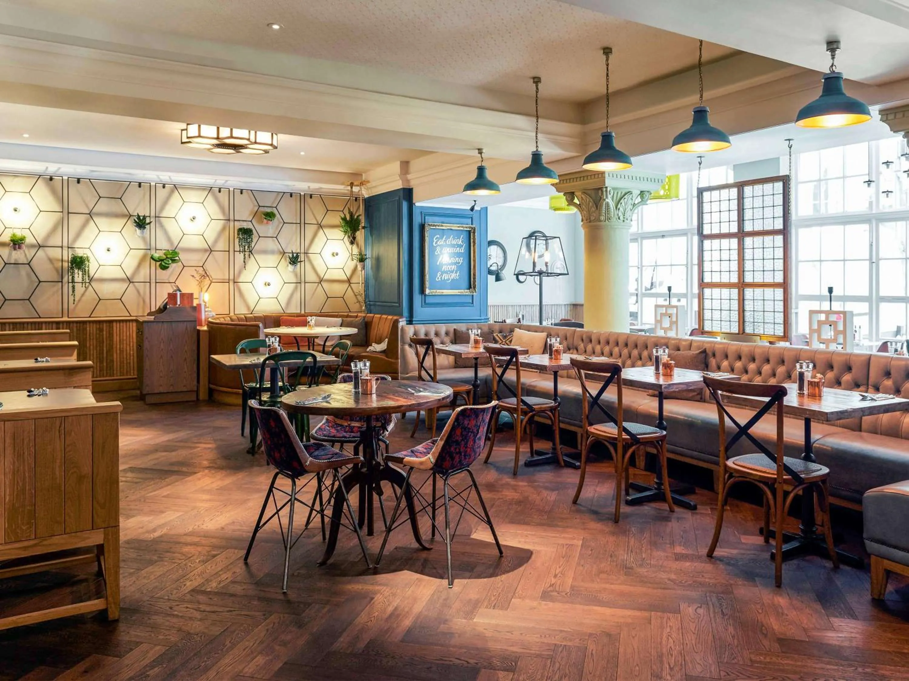 Restaurant/places to eat in The Grand Bristol By Sunday