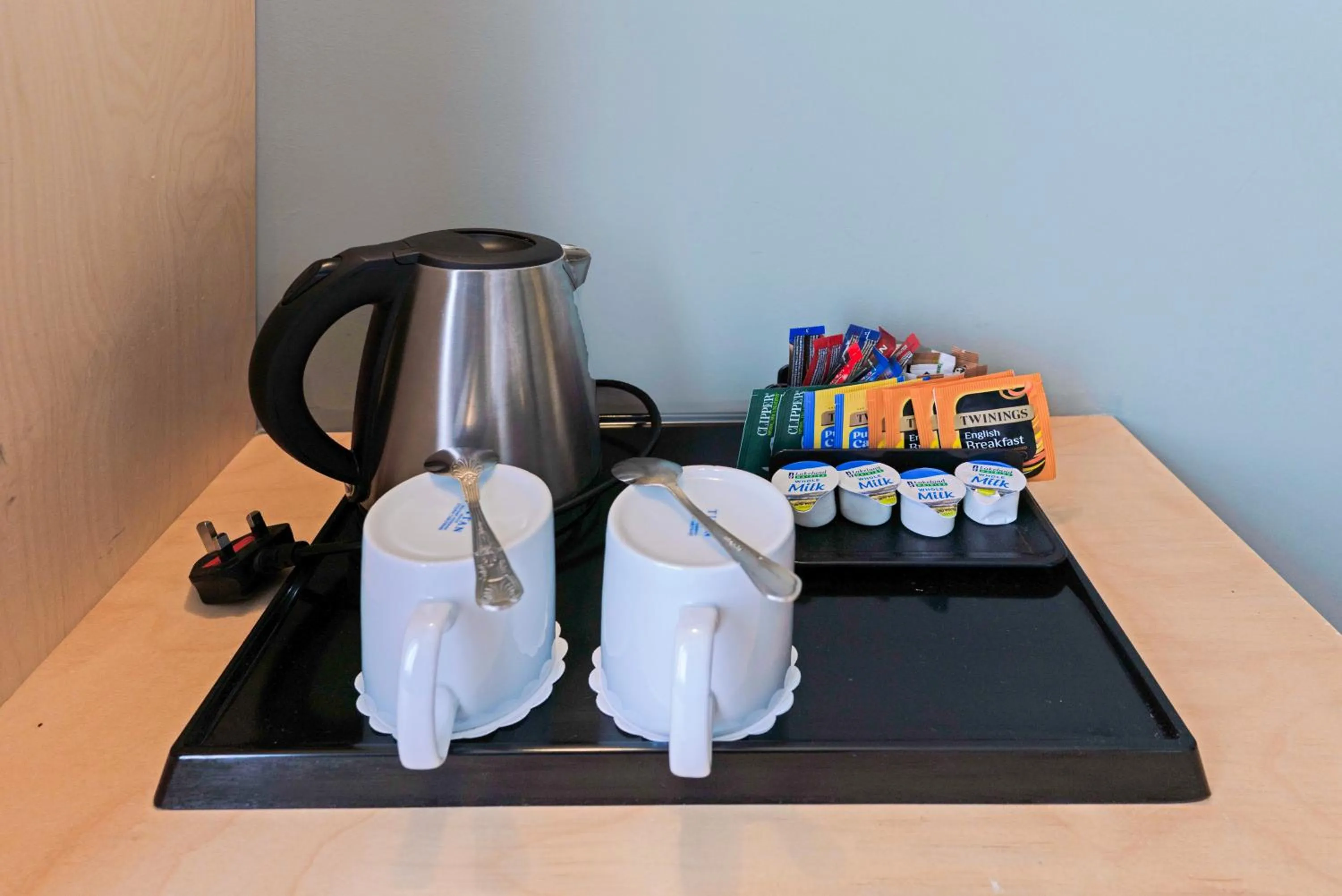 Coffee/tea facilities in The Grand Bristol By Sunday