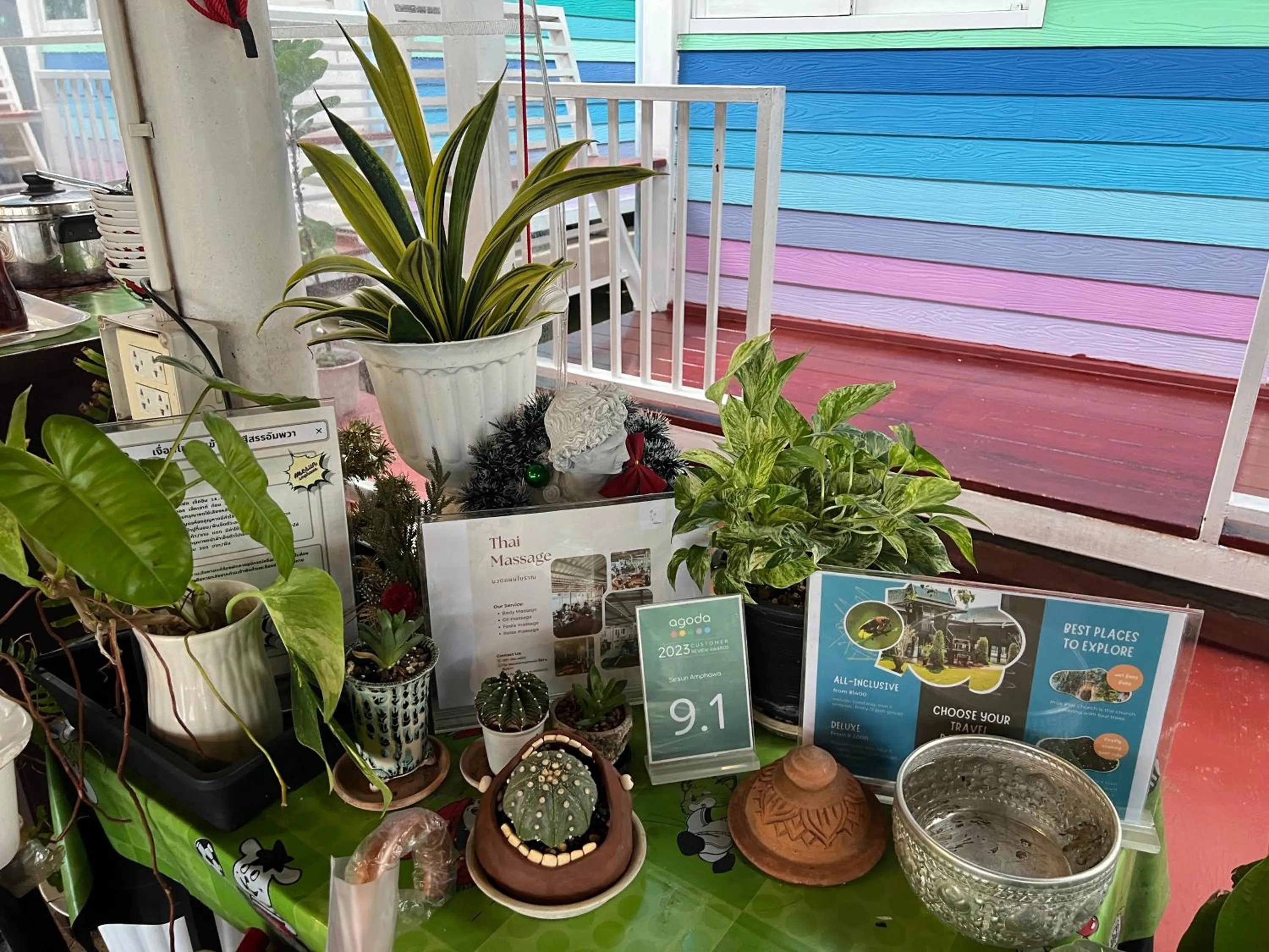 Restaurant/places to eat in Se'sun Amphawa