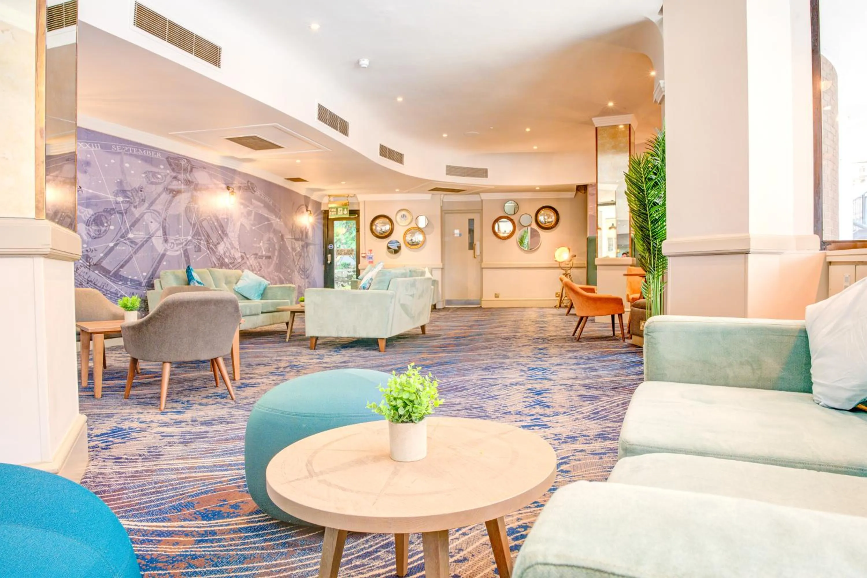 Restaurant/places to eat in Atlantic Tower Hotel Liverpool By Sunday