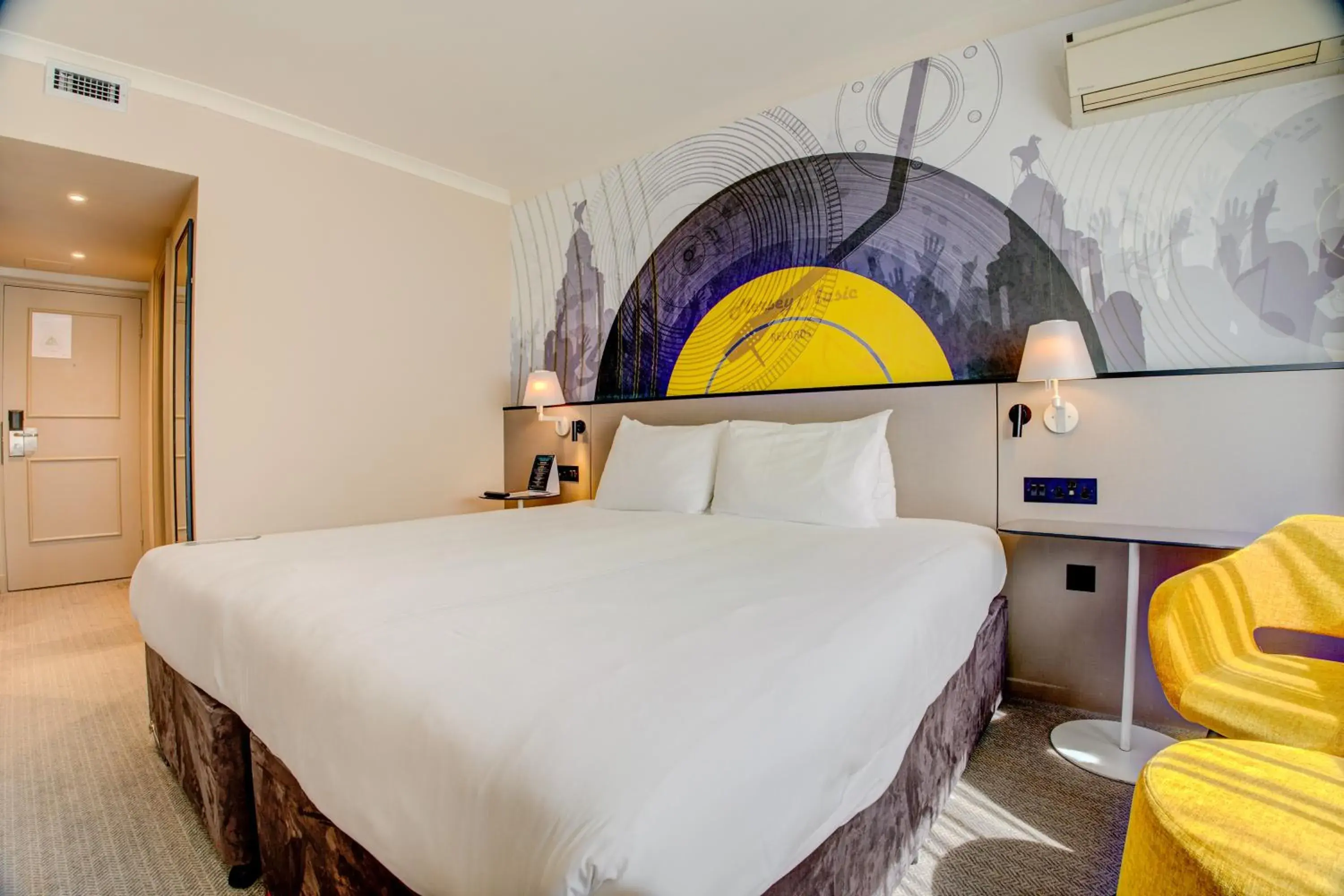 Standard Twin Room in Atlantic Tower Hotel Liverpool By Sunday Standard Twin Room in Atlantic Tower Hotel Liverpool By Sunday