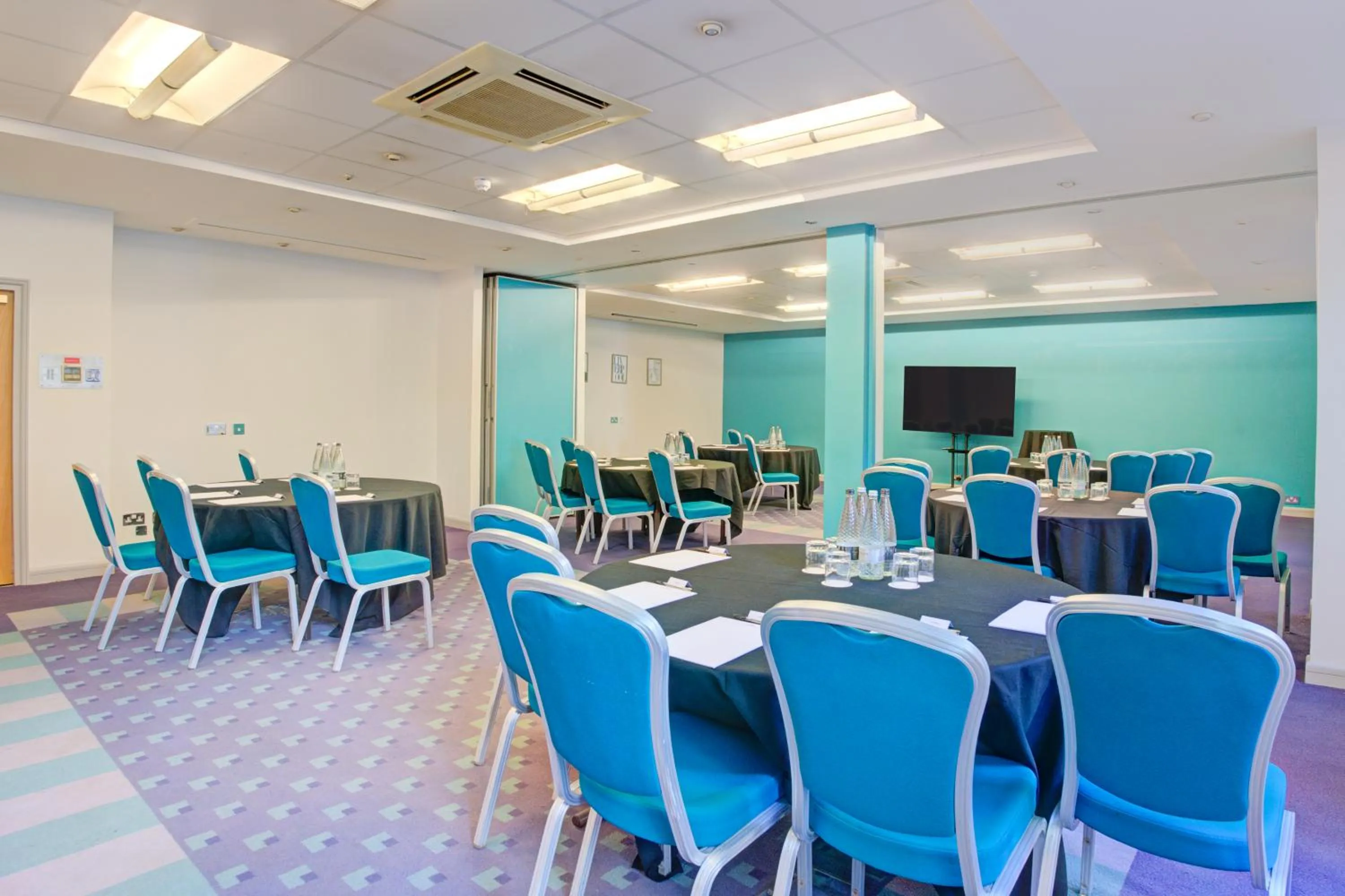 Restaurant/places to eat in Atlantic Tower Hotel Liverpool By Sunday