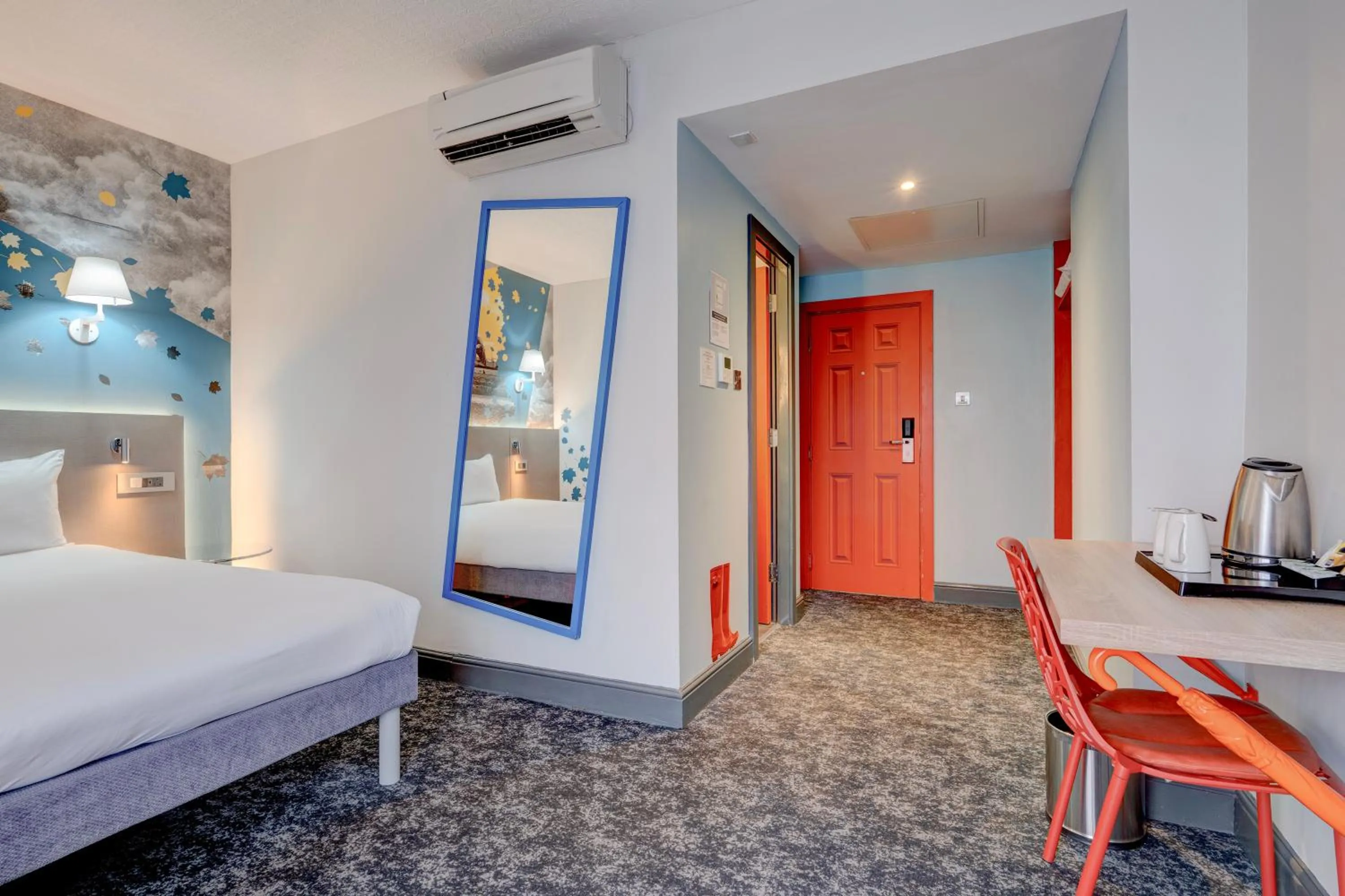 Bed in Manchester Portland By Sunday