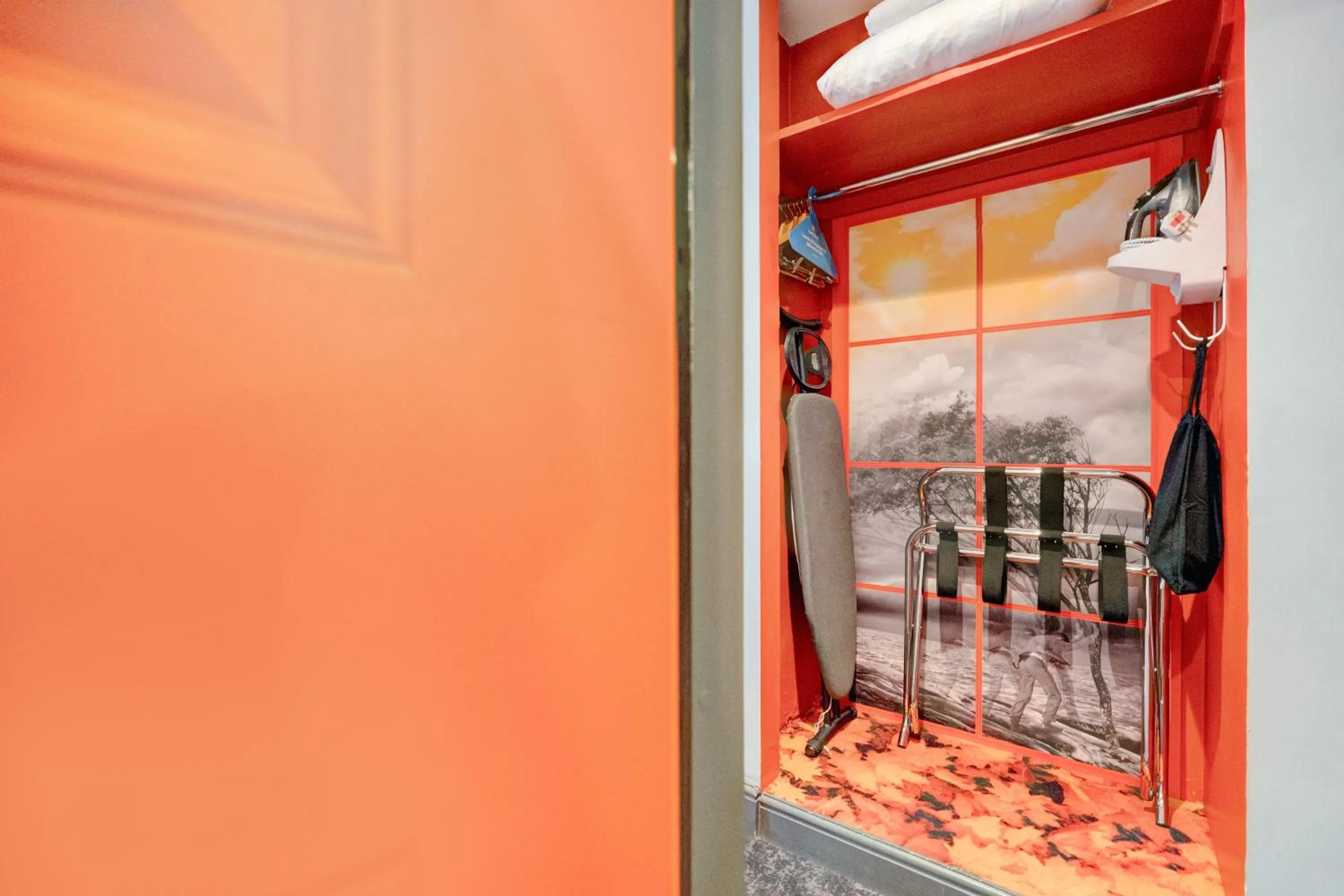 Manchester Portland By Sunday