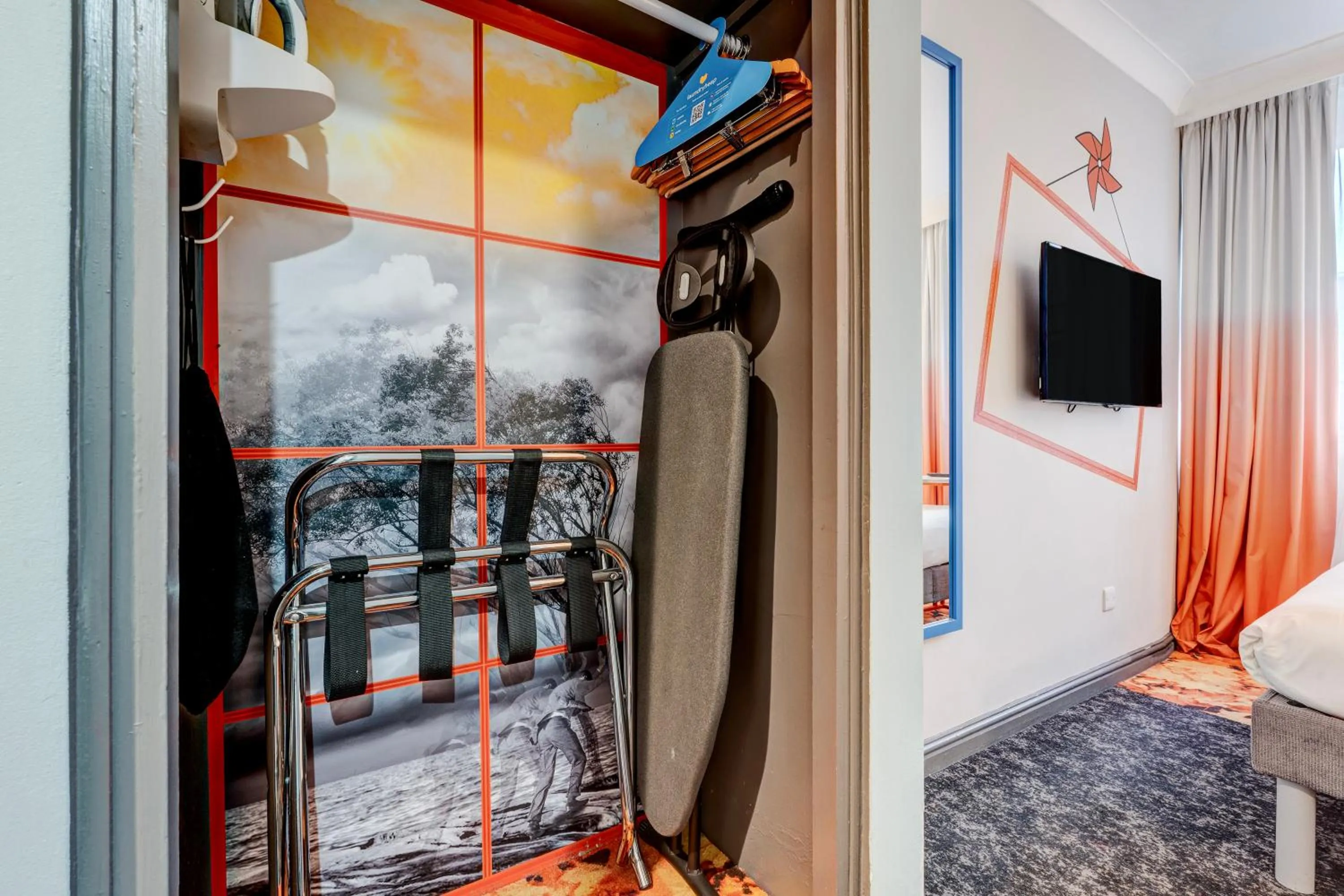 Bedroom, Bed in Manchester Portland By Sunday