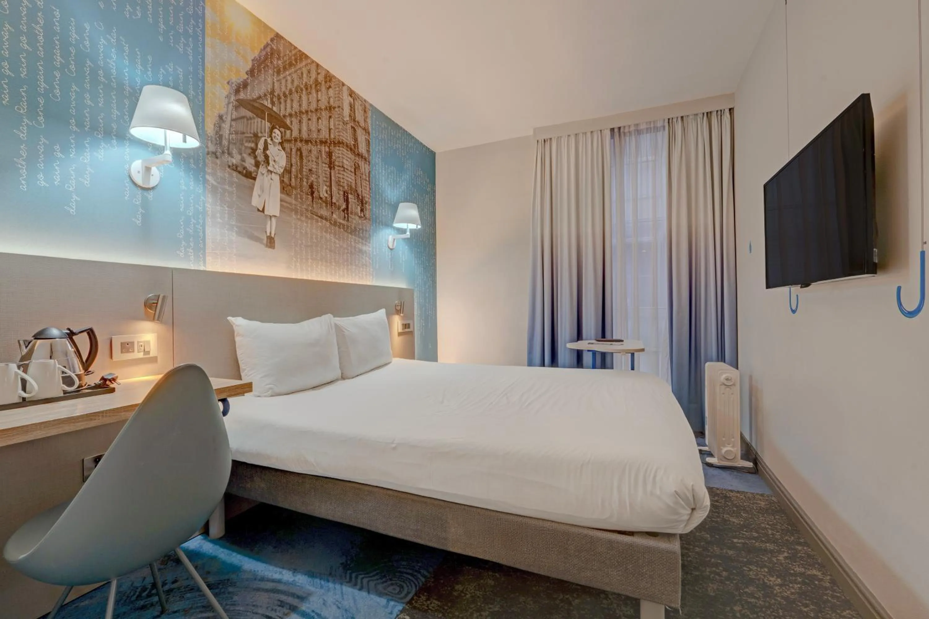 Bedroom, Bed in Manchester Portland By Sunday