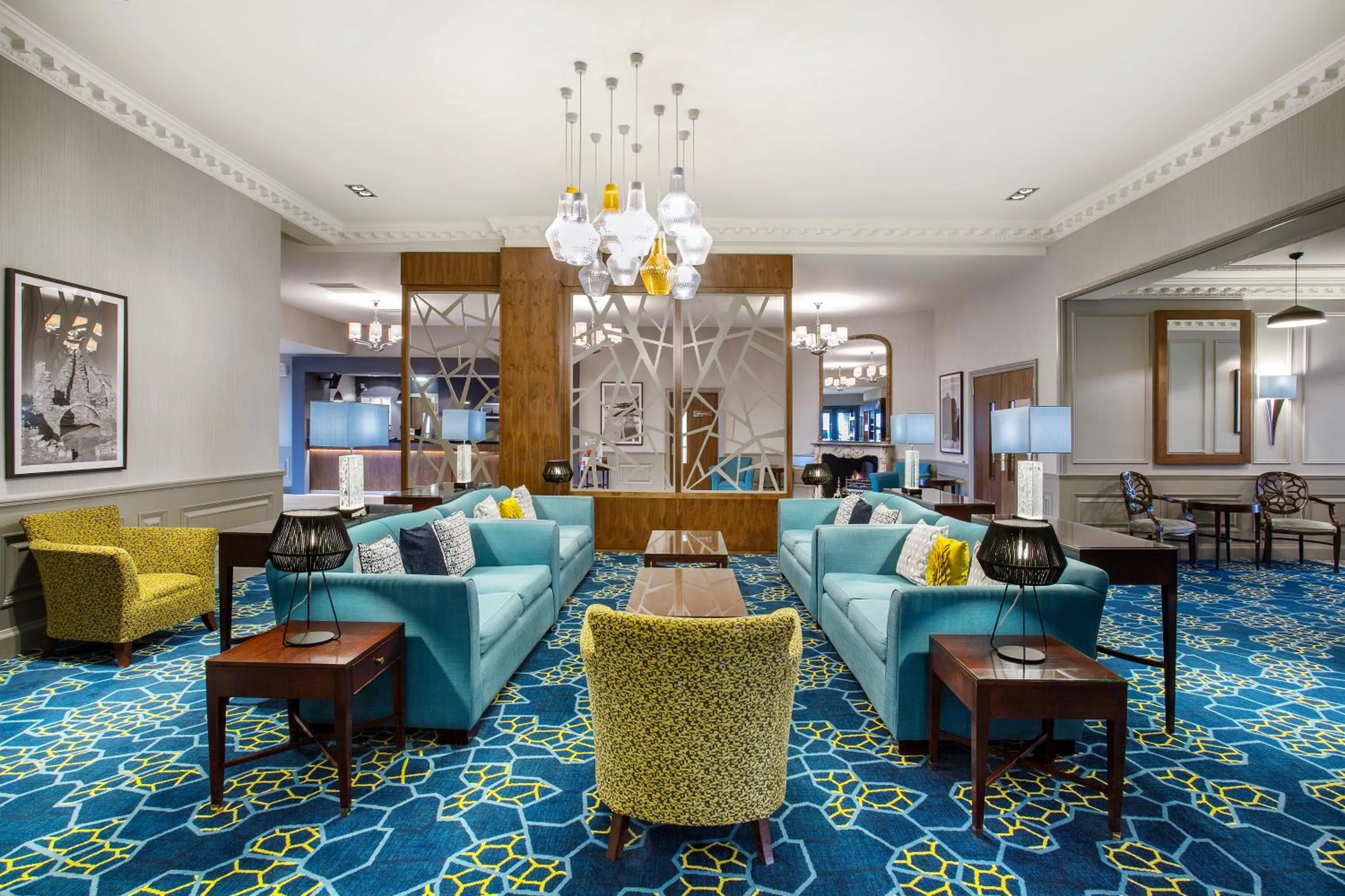 Lobby or reception in Leonardo Hotel and Conference Venue Aberdeen Airport