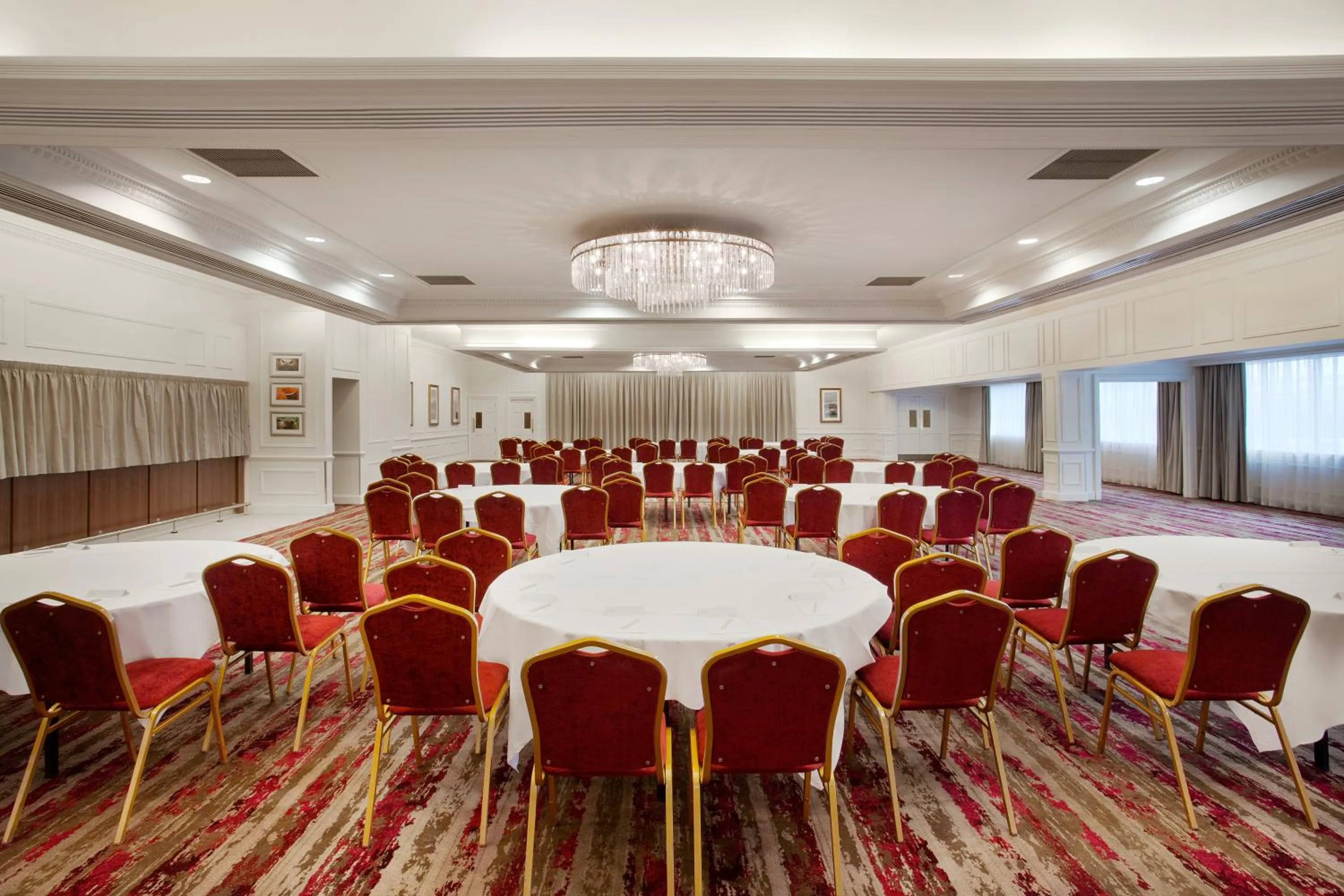 Meeting/conference room in Leonardo Hotel and Conference Venue Aberdeen Airport
