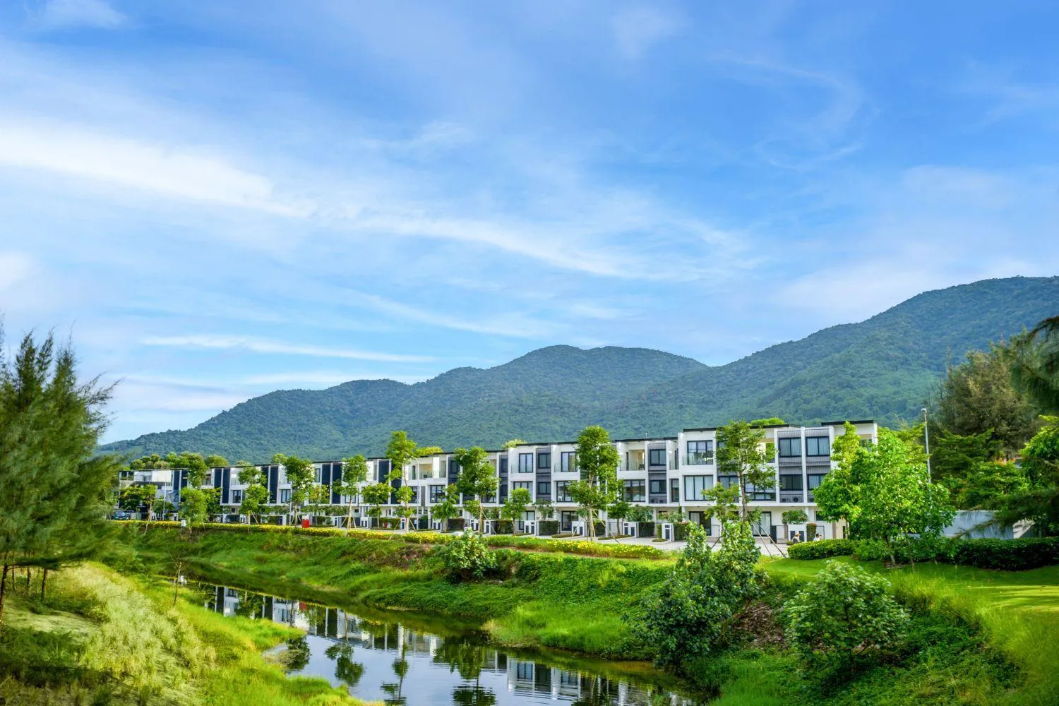 Property building in Laguna Parkside Lăng Cô