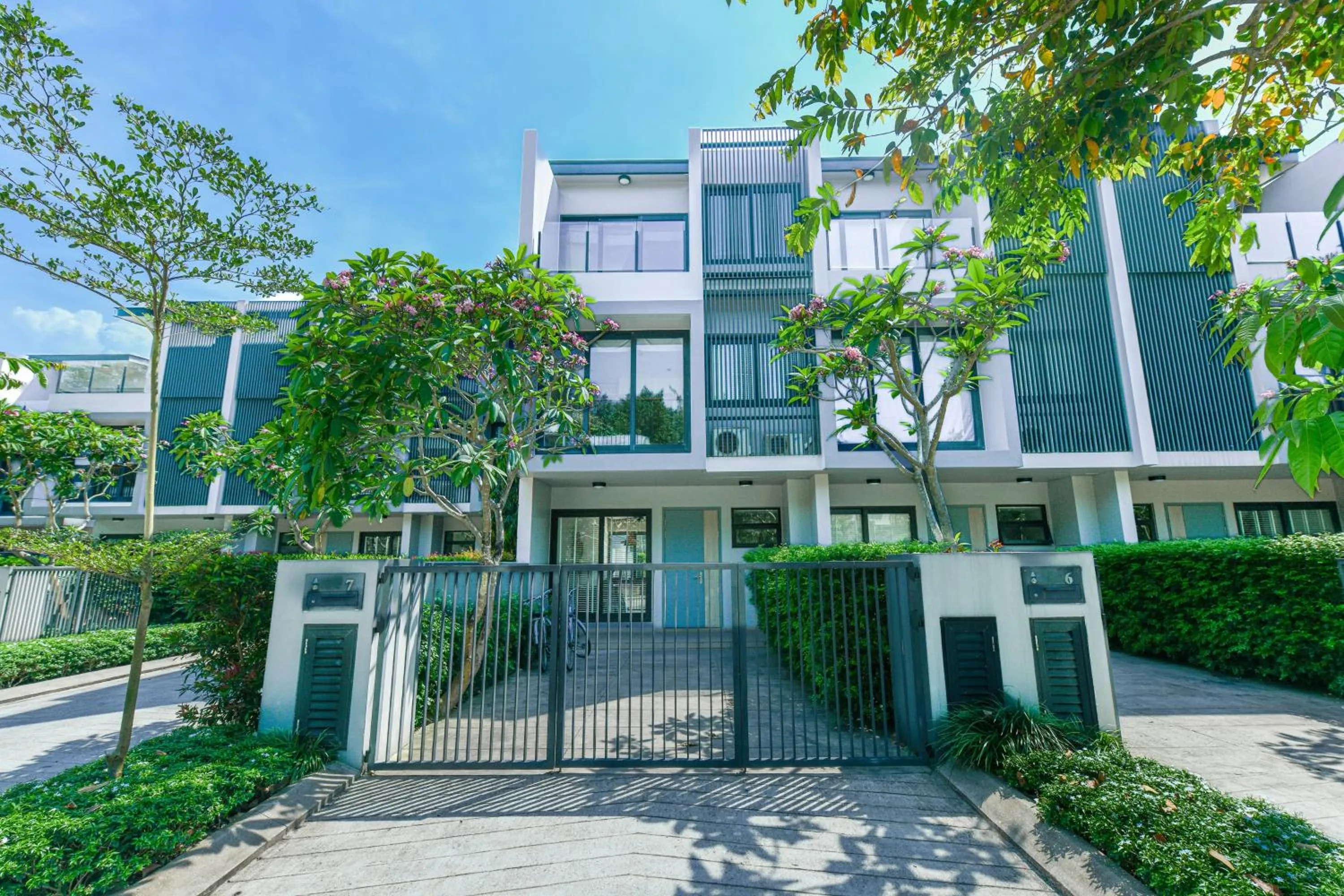 Property building in Laguna Parkside Lăng Cô