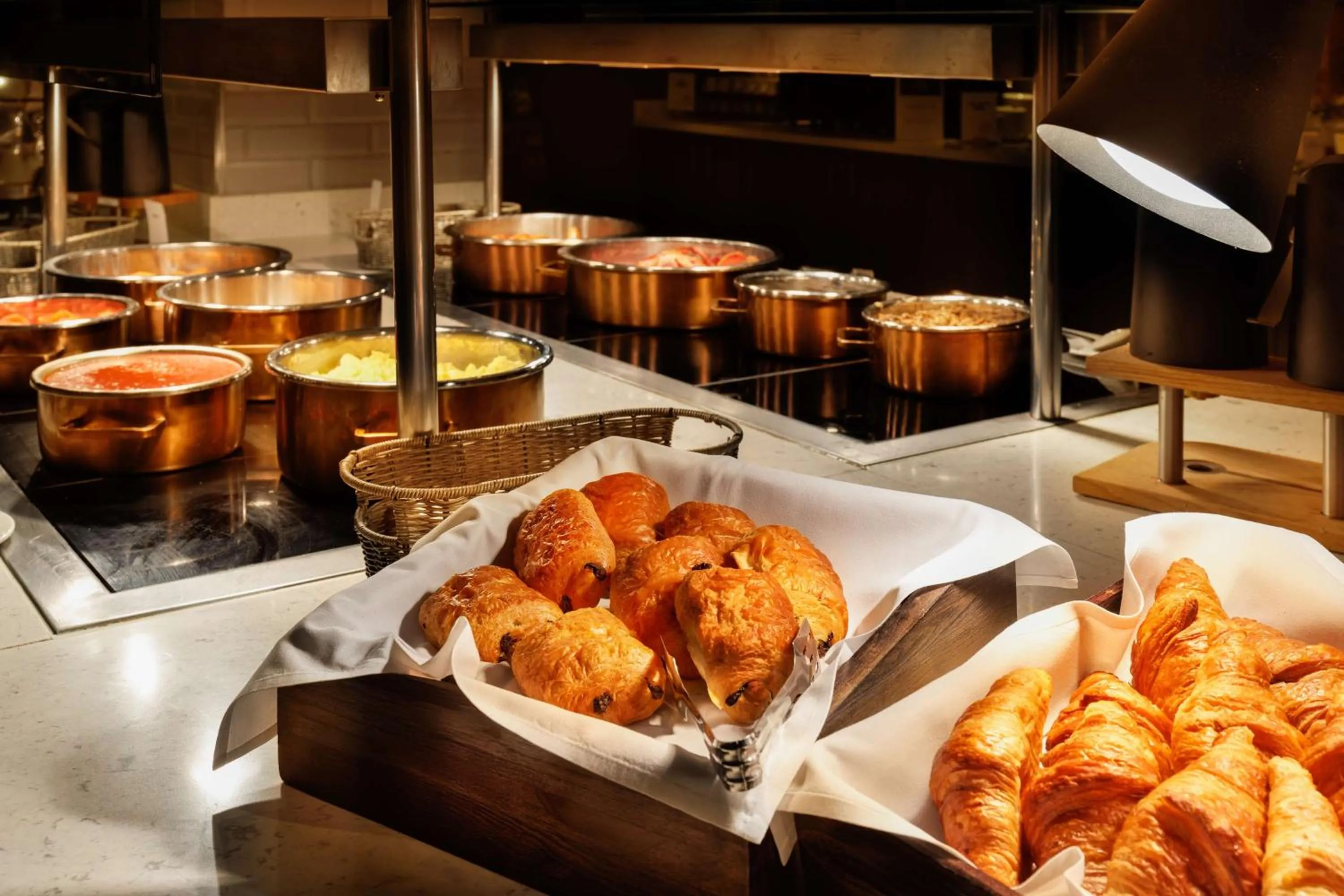 Restaurant/places to eat in DoubleTree by Hilton Glasgow Central