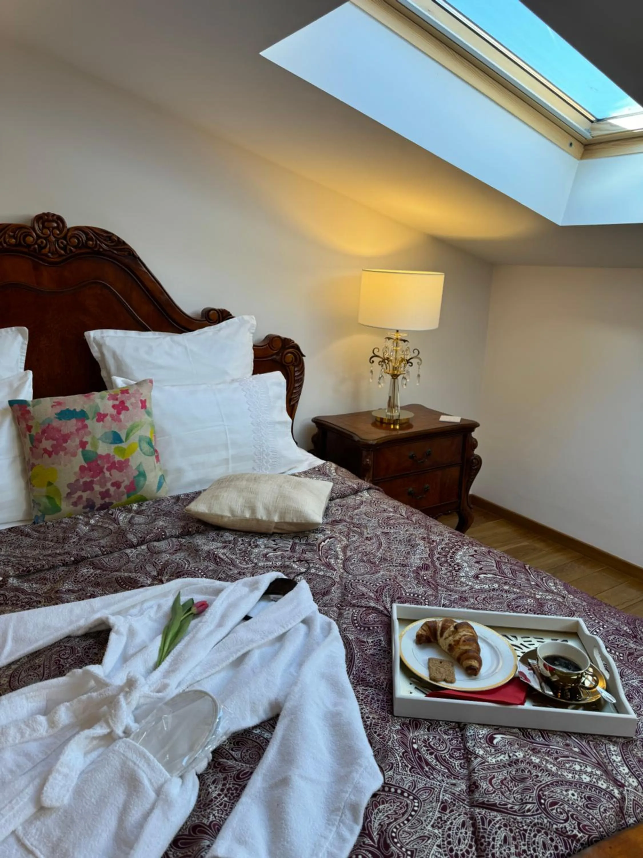 Bed in Cetatea Medievala