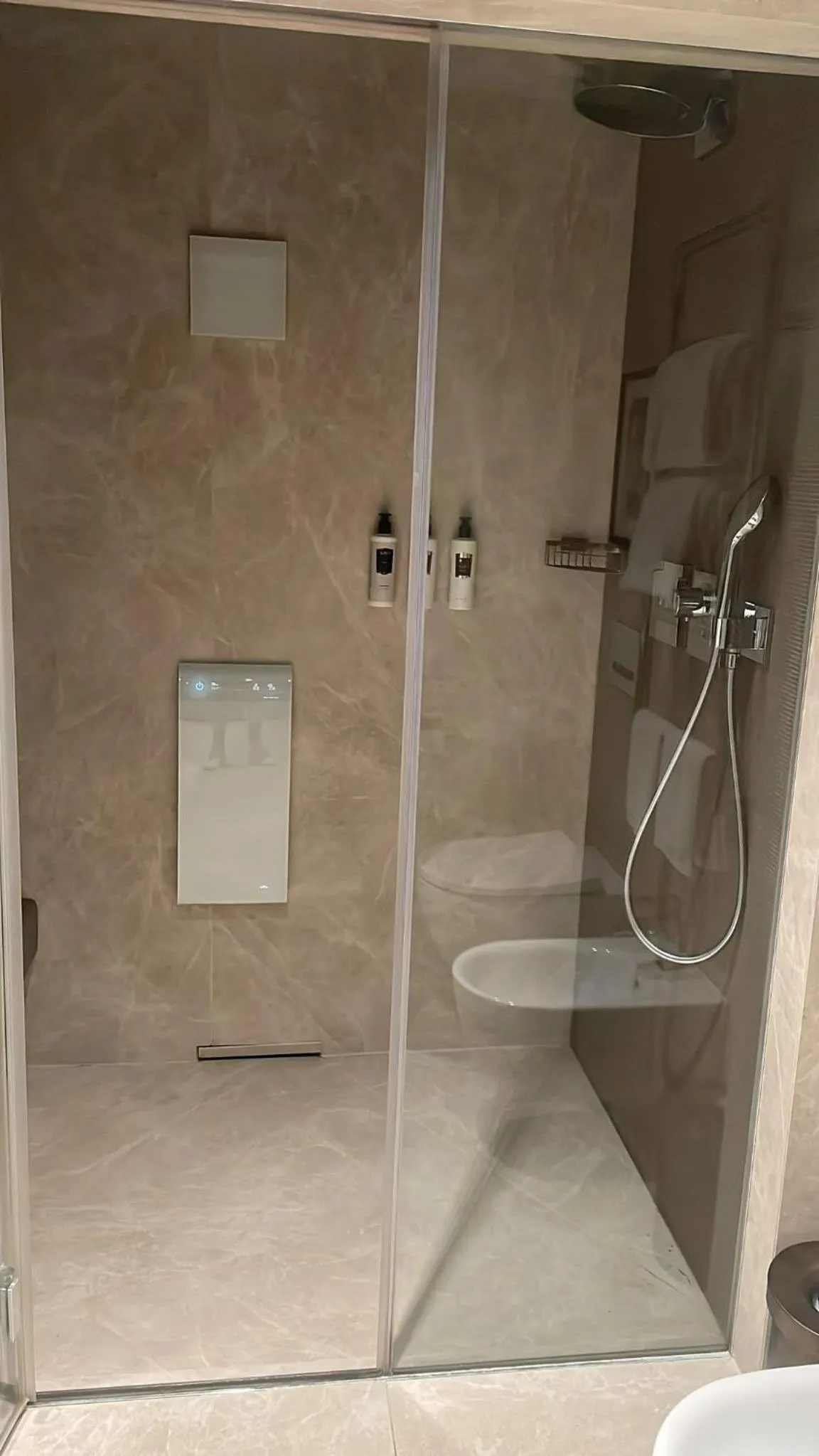 Steam room in Ceccarini 9 home suite home