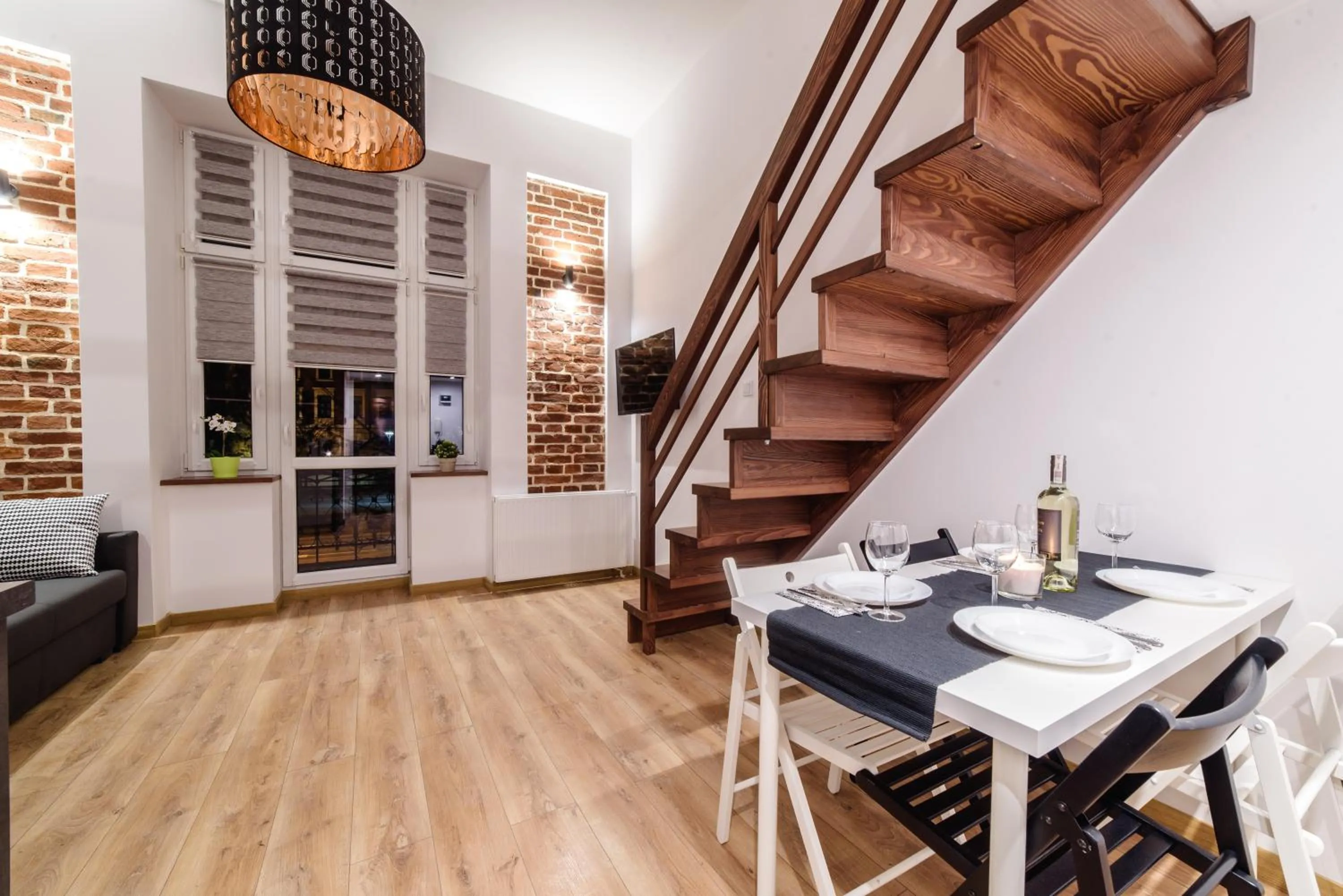 Photo of the whole room in 2 Nights Apartments - great location, right next to Main Rail and Bus Station, 10 min to Main Square by foot