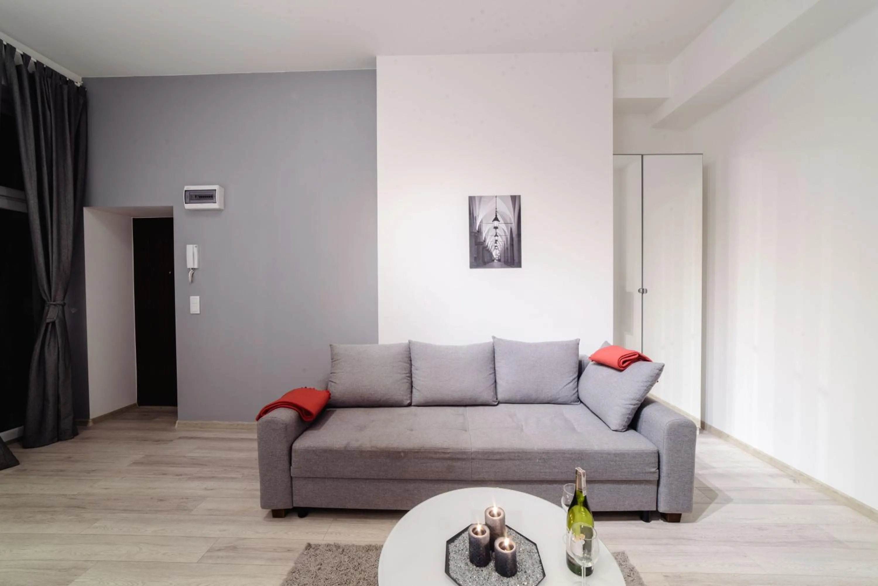 Photo of the whole room in 2 Nights Apartments - great location, right next to Main Rail and Bus Station, 10 min to Main Square by foot