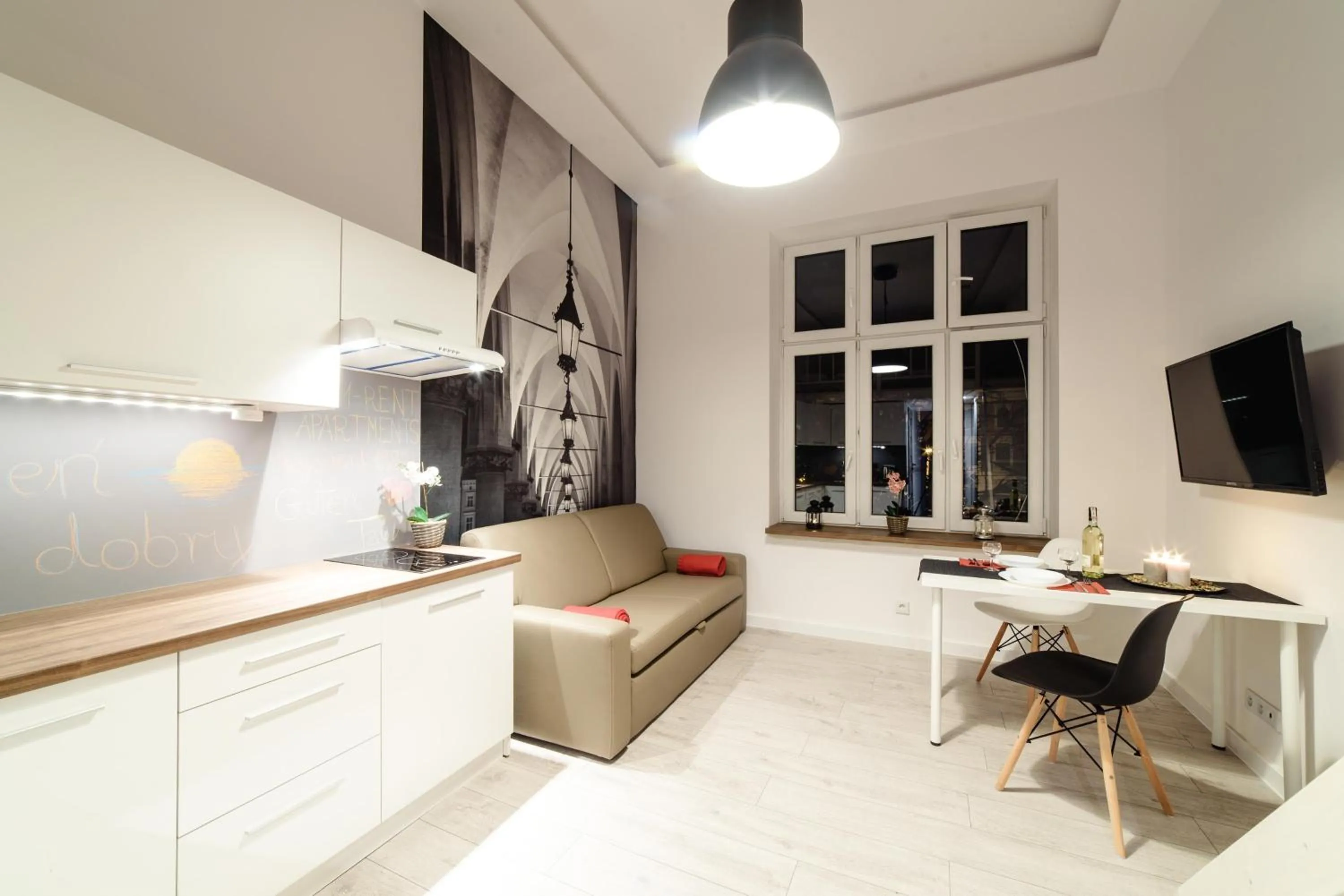 Photo of the whole room in 2 Nights Apartments - great location, right next to Main Rail and Bus Station, 10 min to Main Square by foot