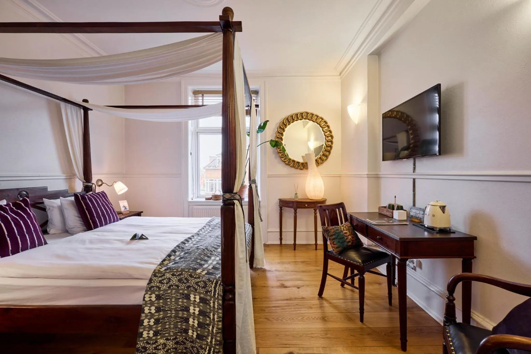 Bedroom, Bed in 66 Guldsmeden