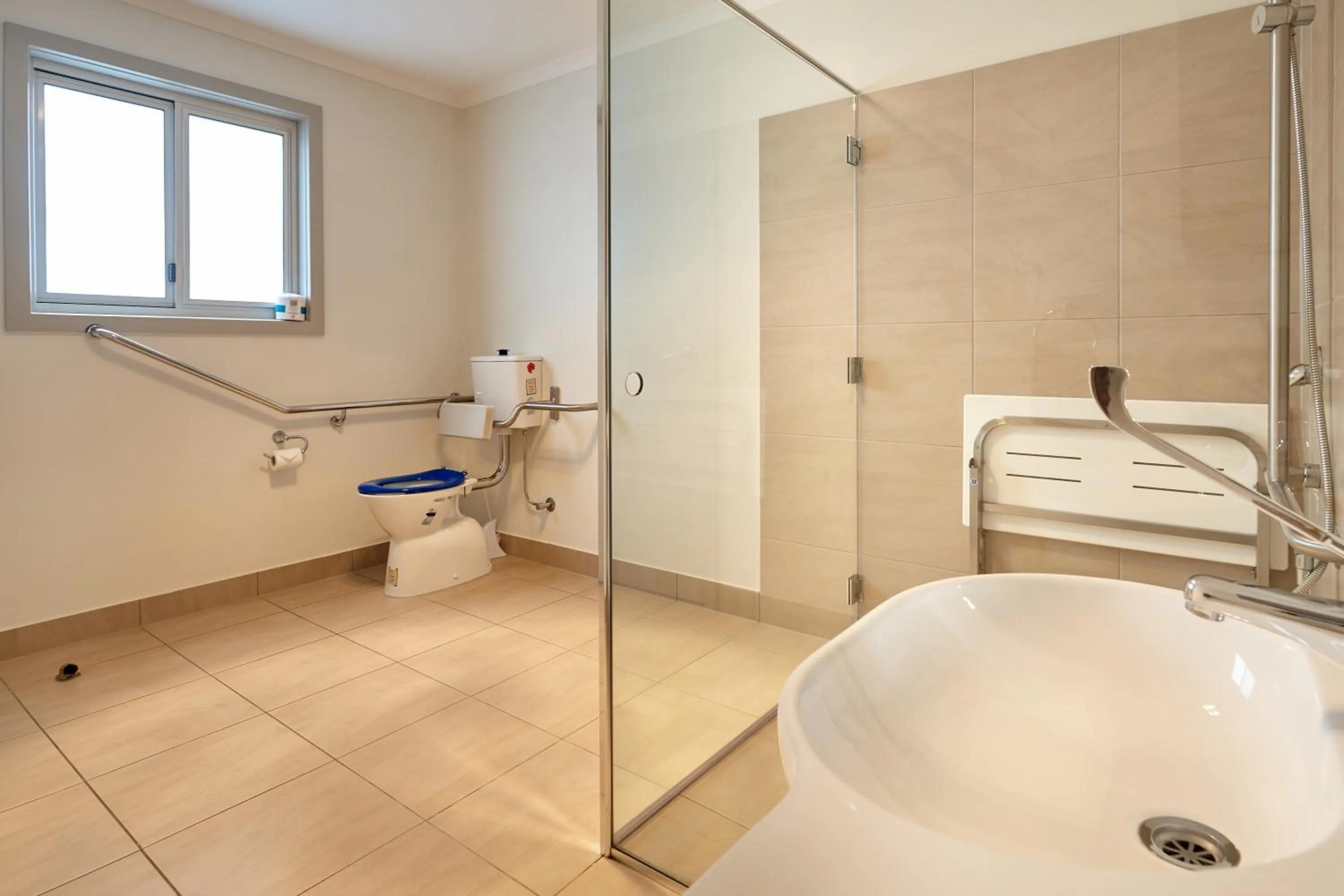 Toilet in BIG4 Launceston Holiday Park