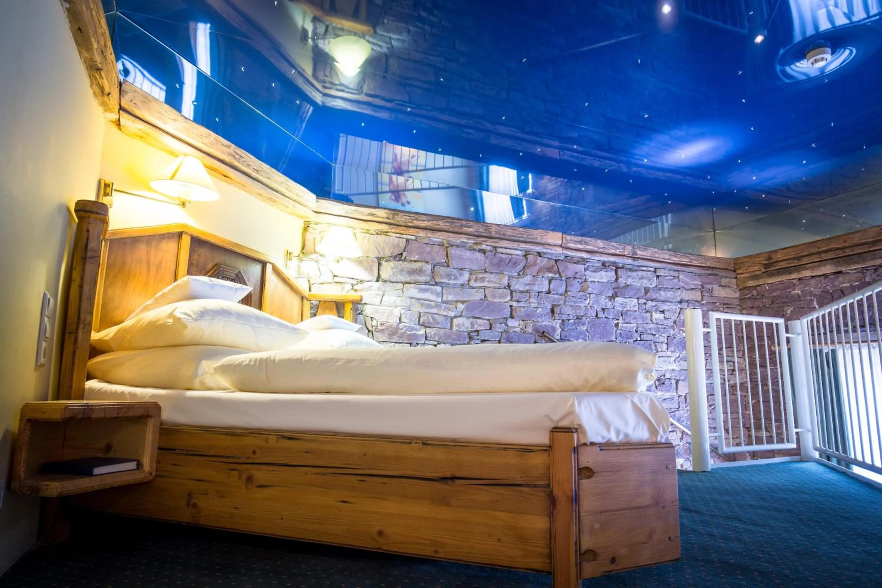 Bed in ALLVITALIS Traumhotel