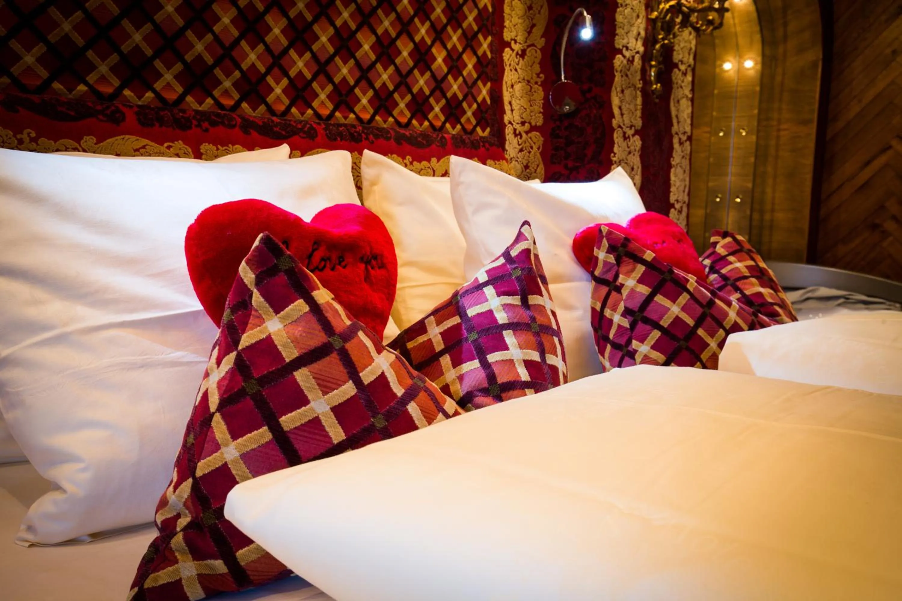 Bed in ALLVITALIS Traumhotel