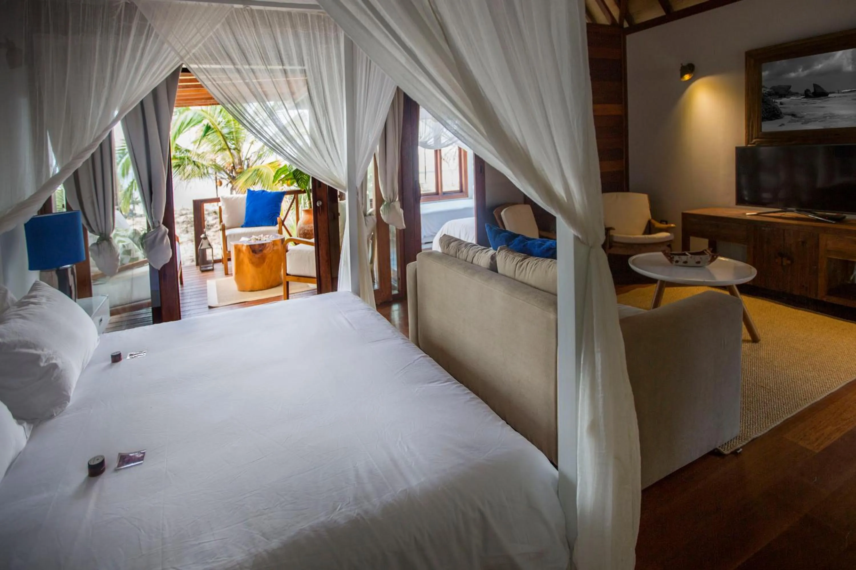 Bed in Sentidos Beach Retreat