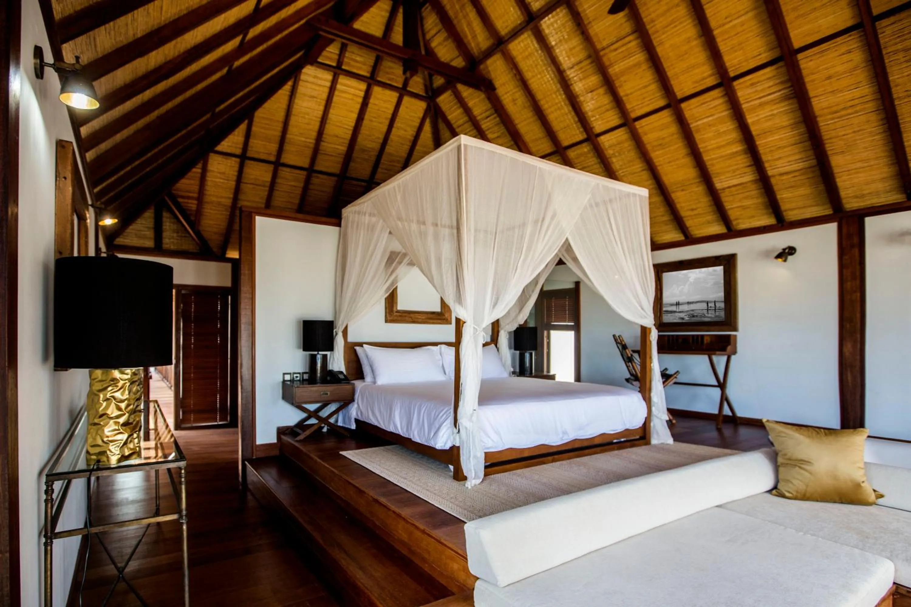 Bed in Sentidos Beach Retreat