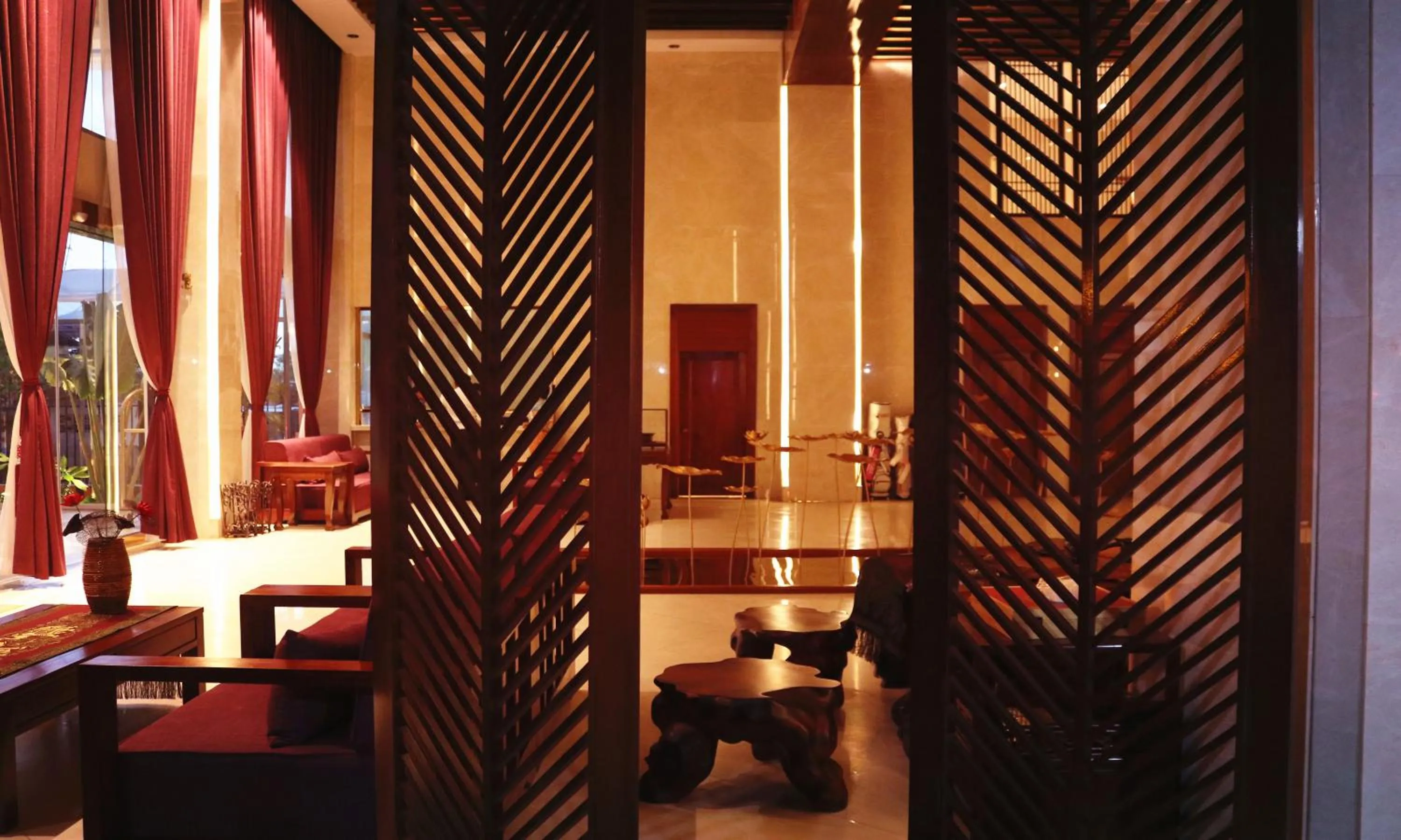 Restaurant/places to eat in Chang Palace Vientiane