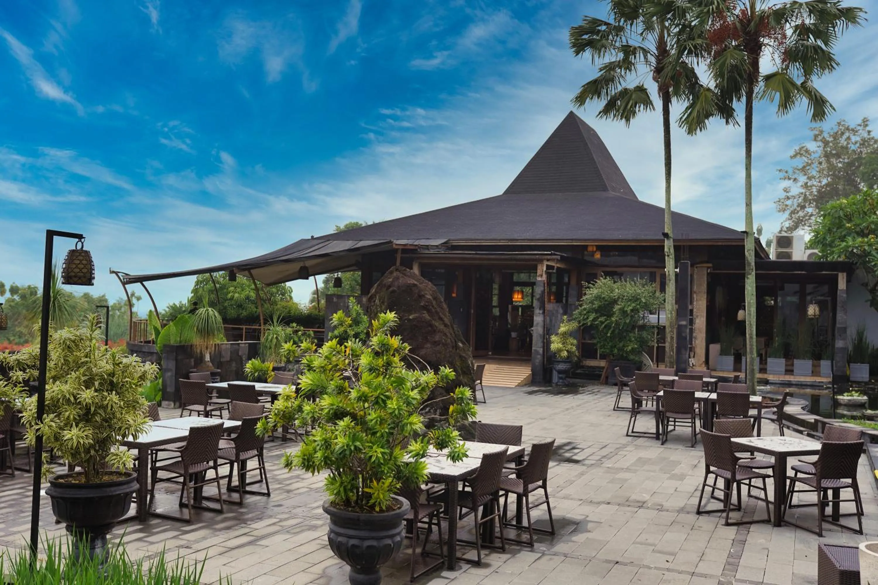 Restaurant/places to eat in Abhayagiri - Sumberwatu Heritage Resort