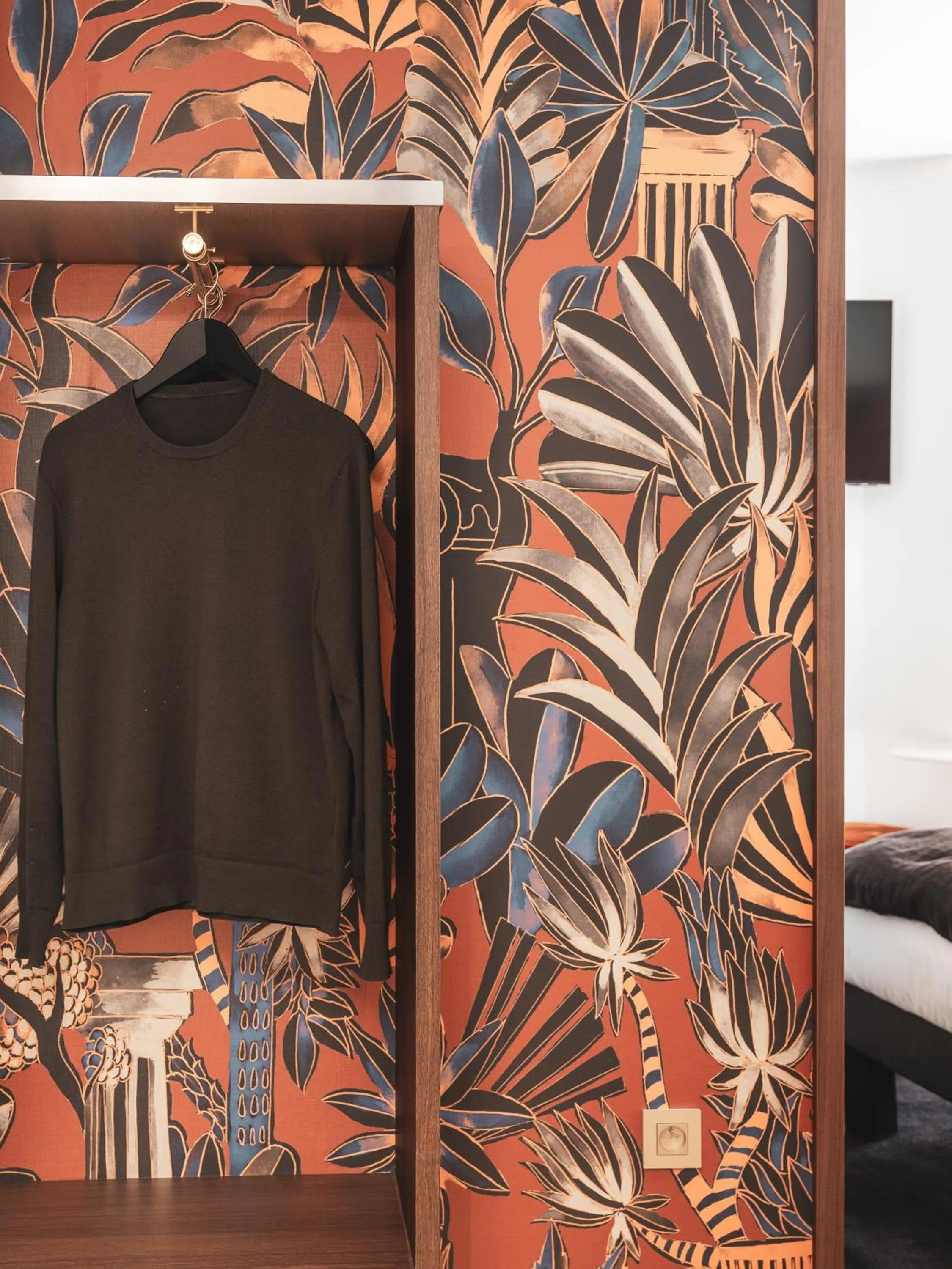 wardrobe in Hotel Amiral