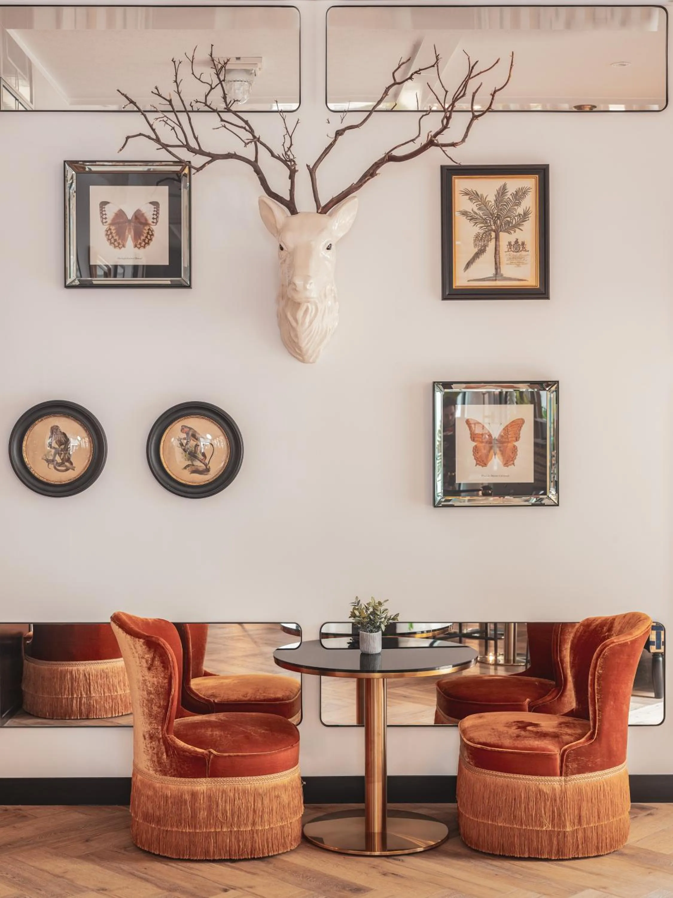 Decorative detail, Seating Area in Hotel Amiral