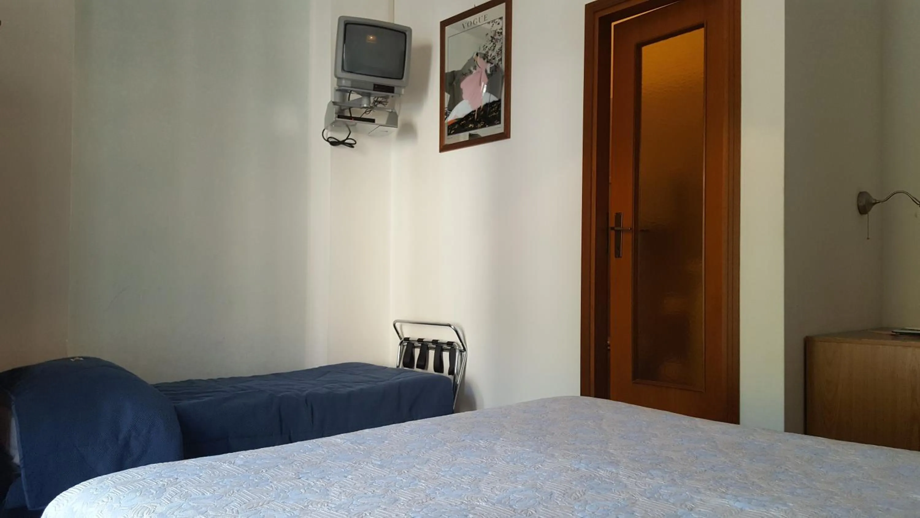 Bedroom, Bed in Hotel Firenze