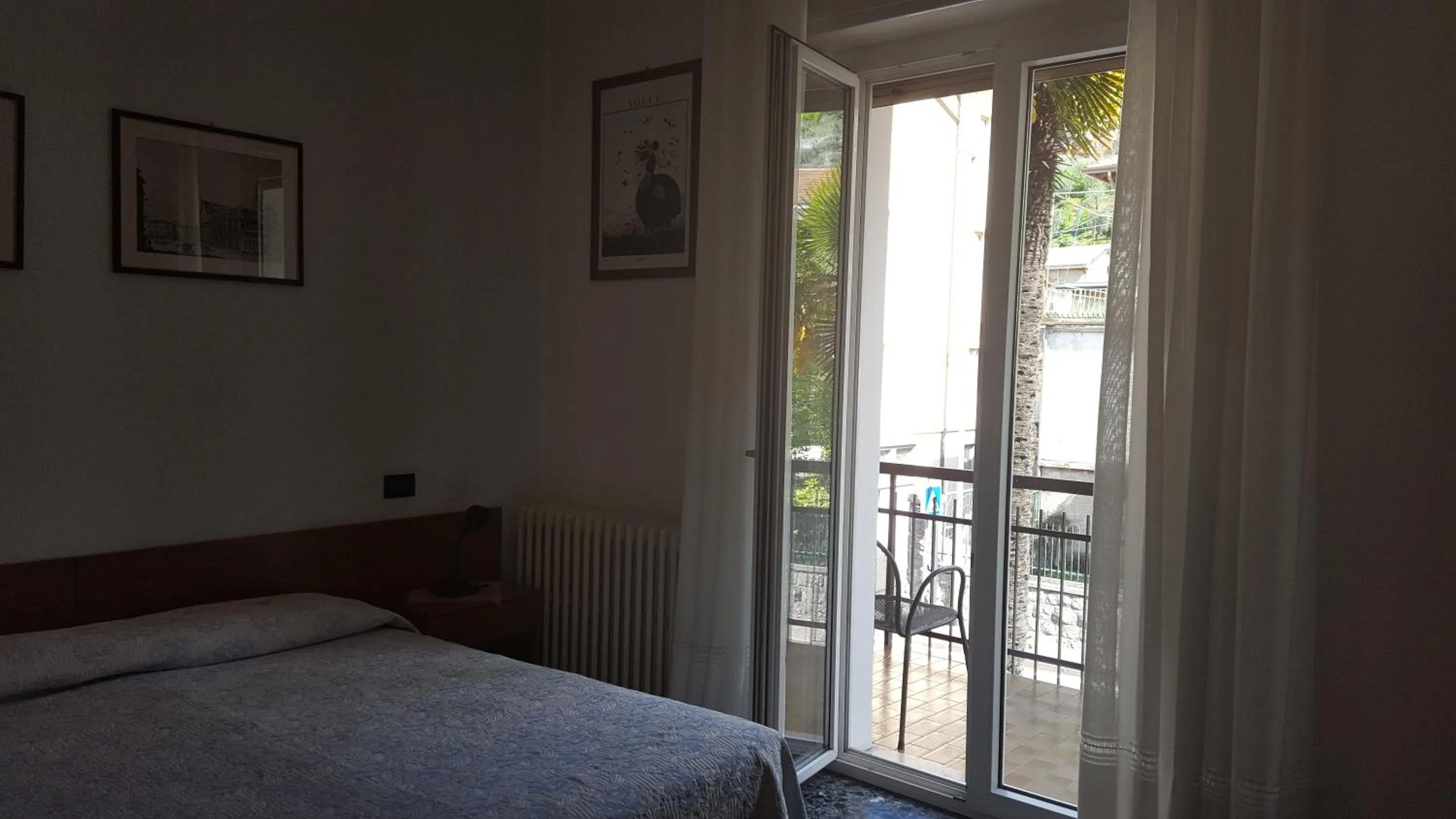 Bedroom, Bed in Hotel Firenze