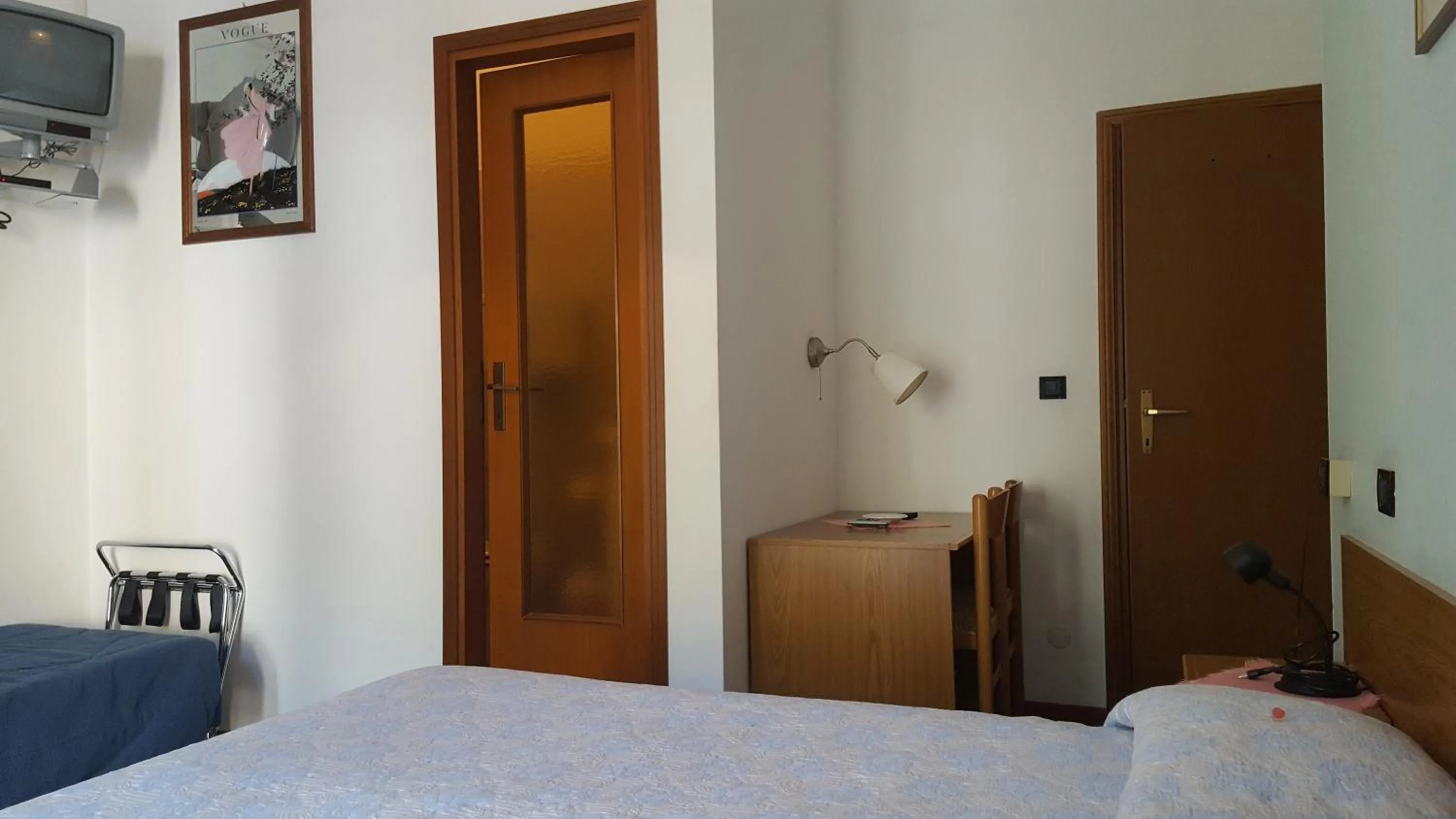 Bedroom, Bed in Hotel Firenze