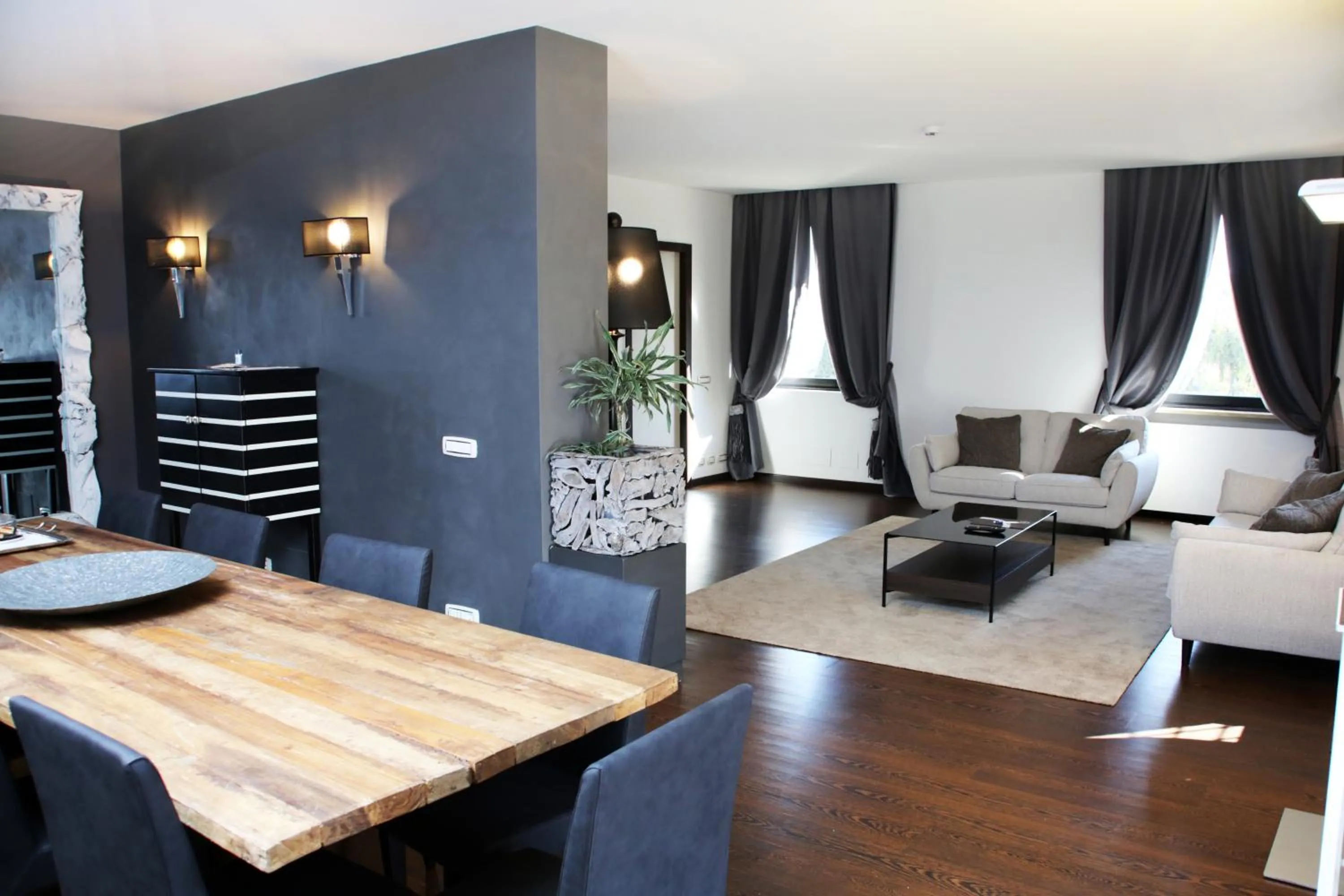 Living room, Bed in TH Roma - Carpegna Palace