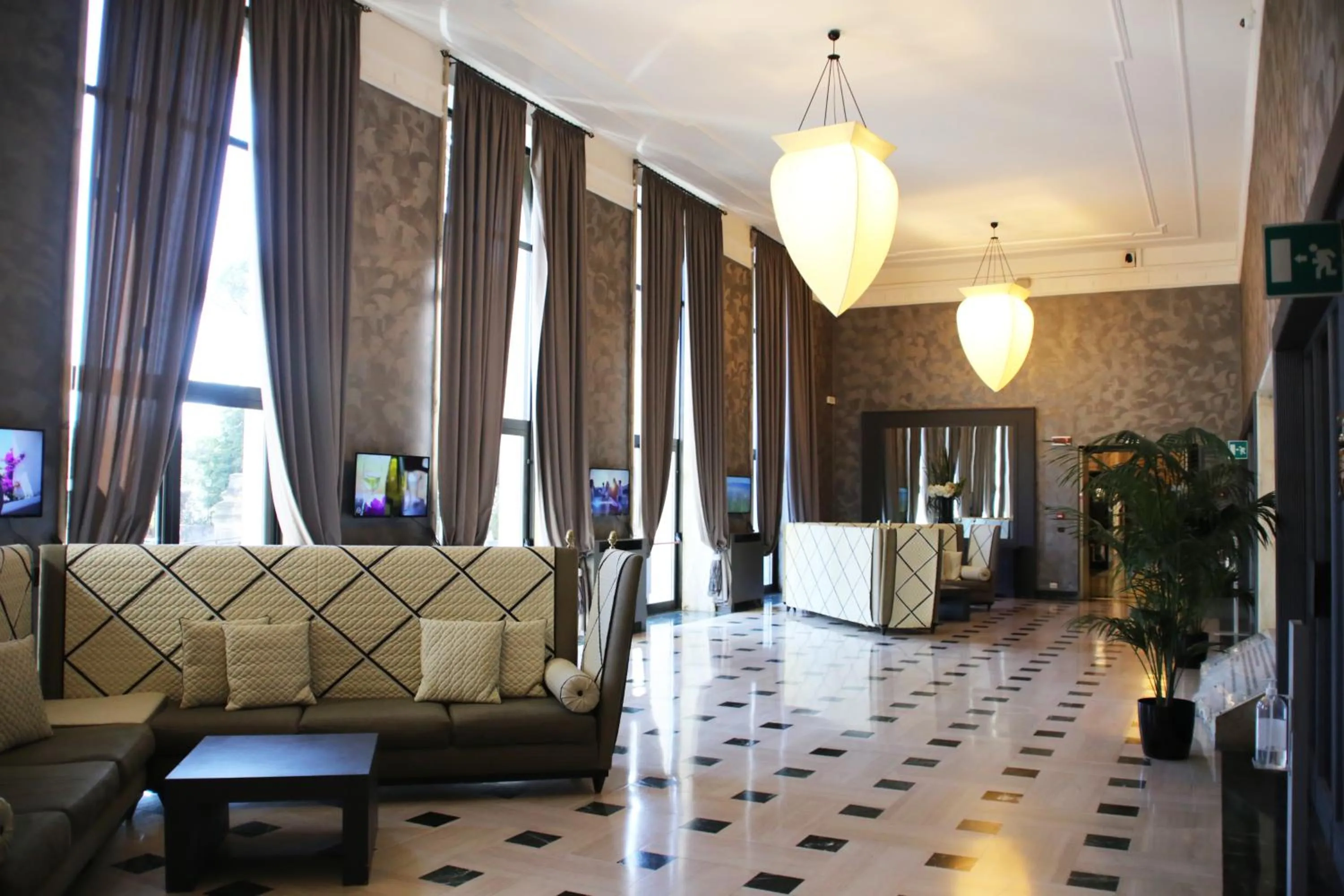 Lobby or reception in TH Roma - Carpegna Palace