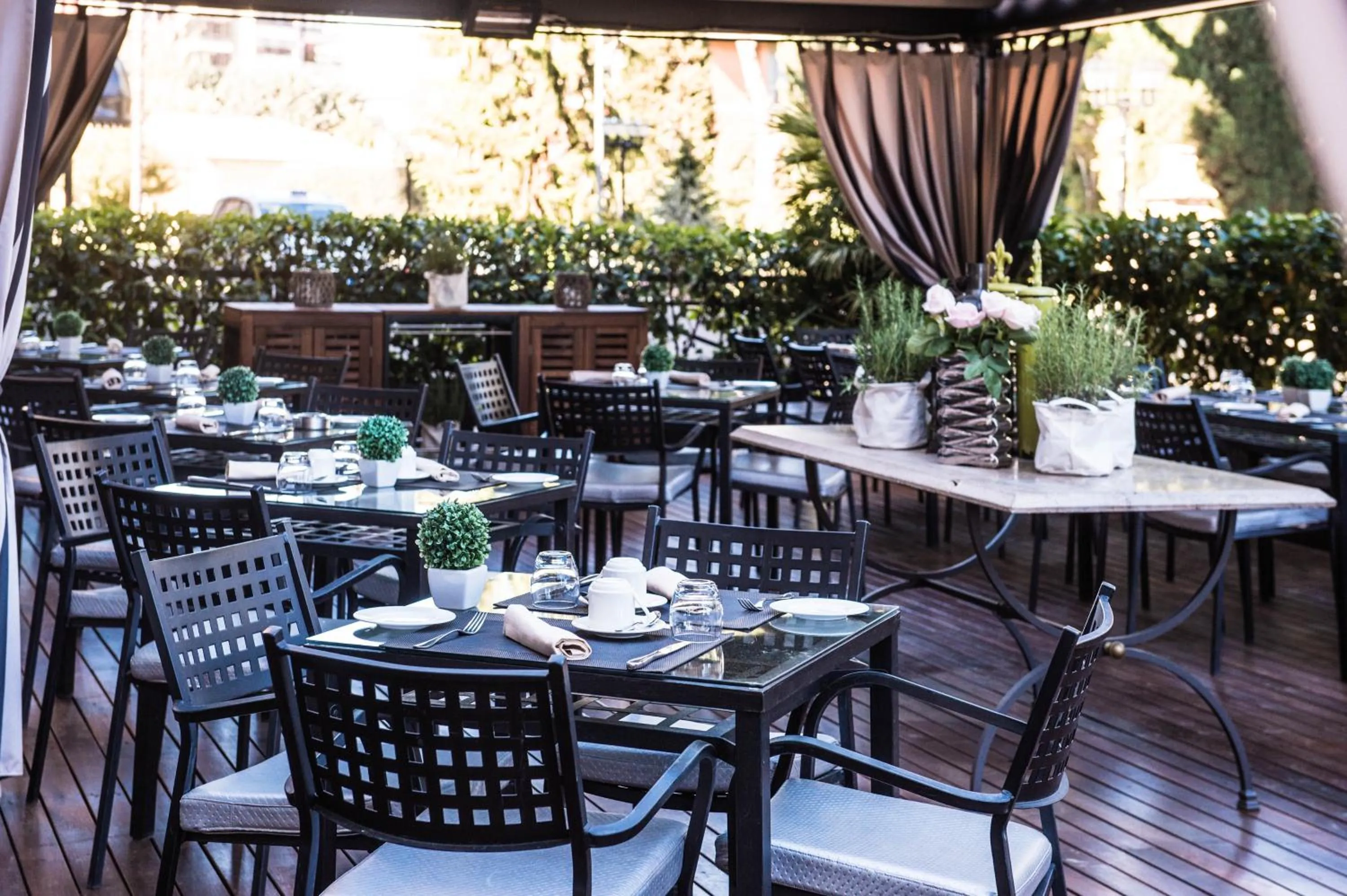 Restaurant/places to eat in TH Roma - Carpegna Palace