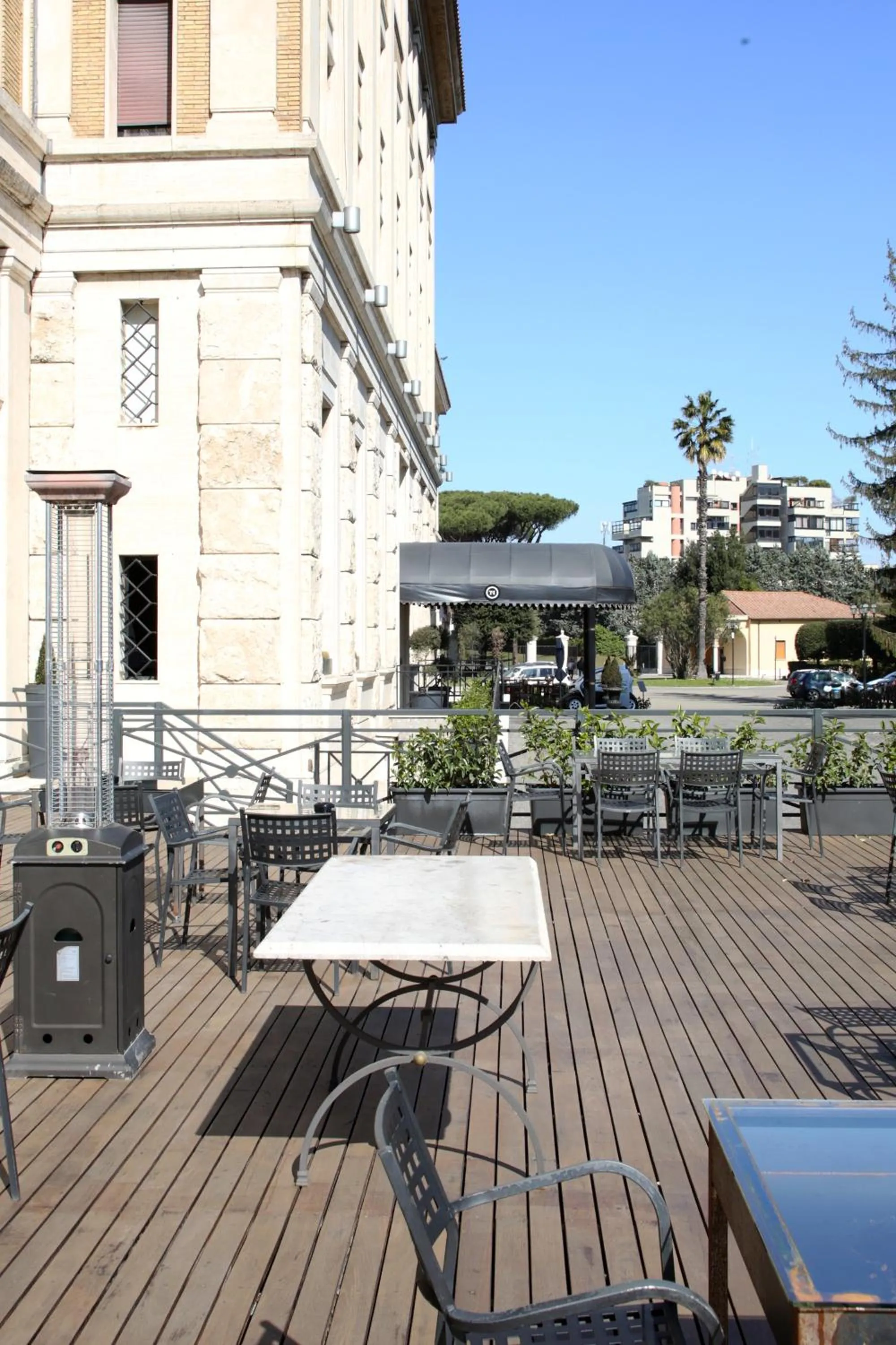 Restaurant/places to eat in TH Roma - Carpegna Palace