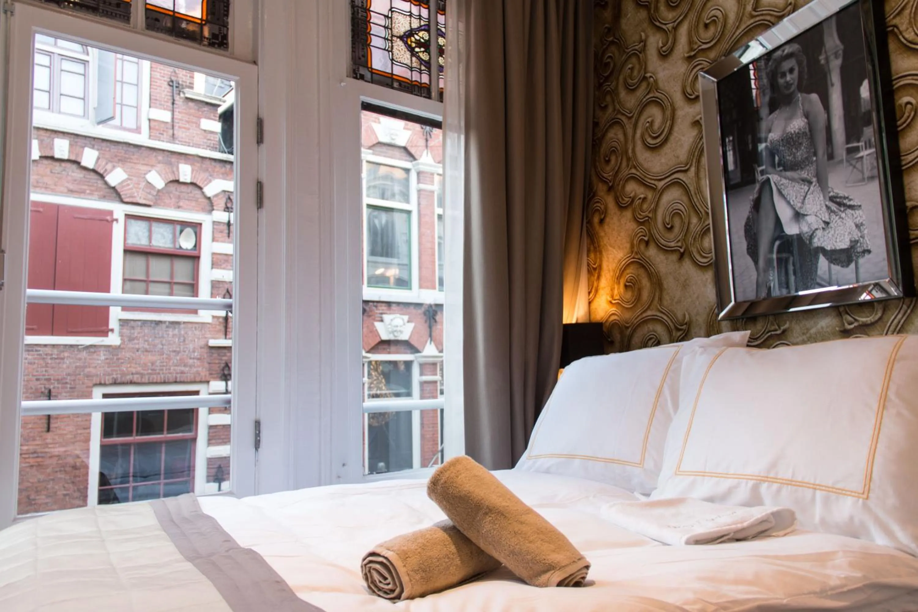 Bed in Royal Plaza Hotel Amsterdam