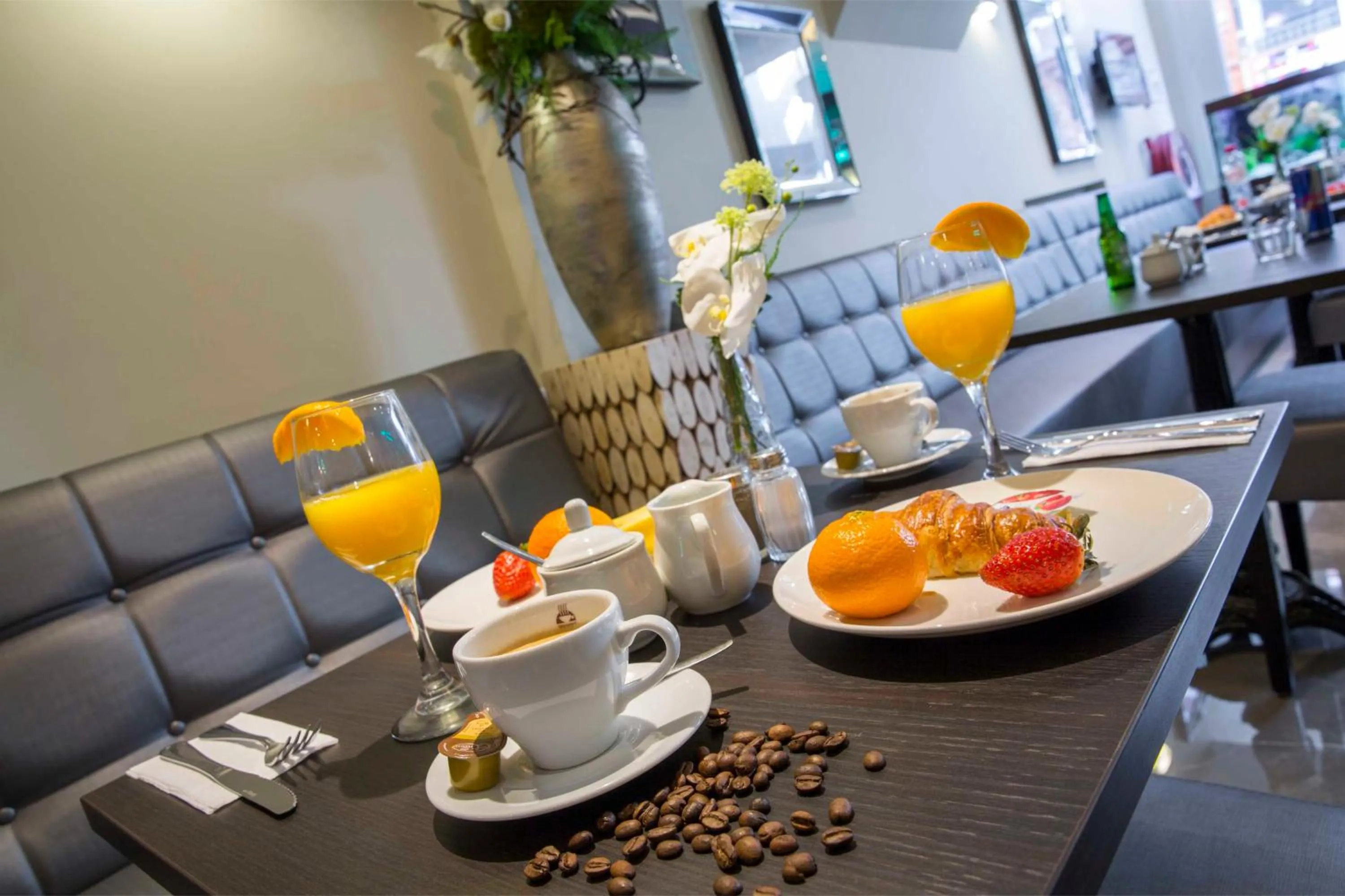 Buffet breakfast in Royal Plaza Hotel Amsterdam