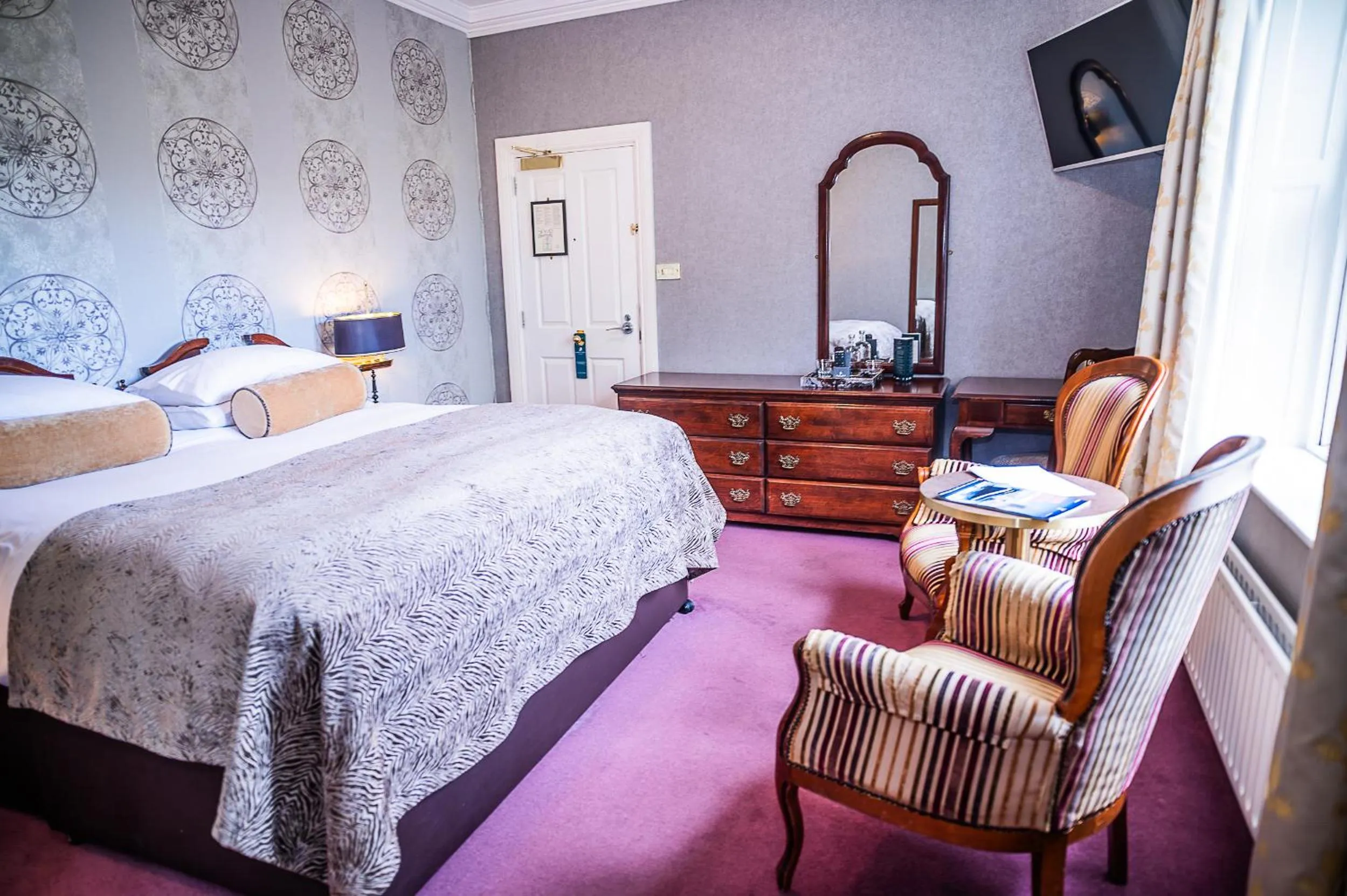 Bed in Killarney Randles Hotel